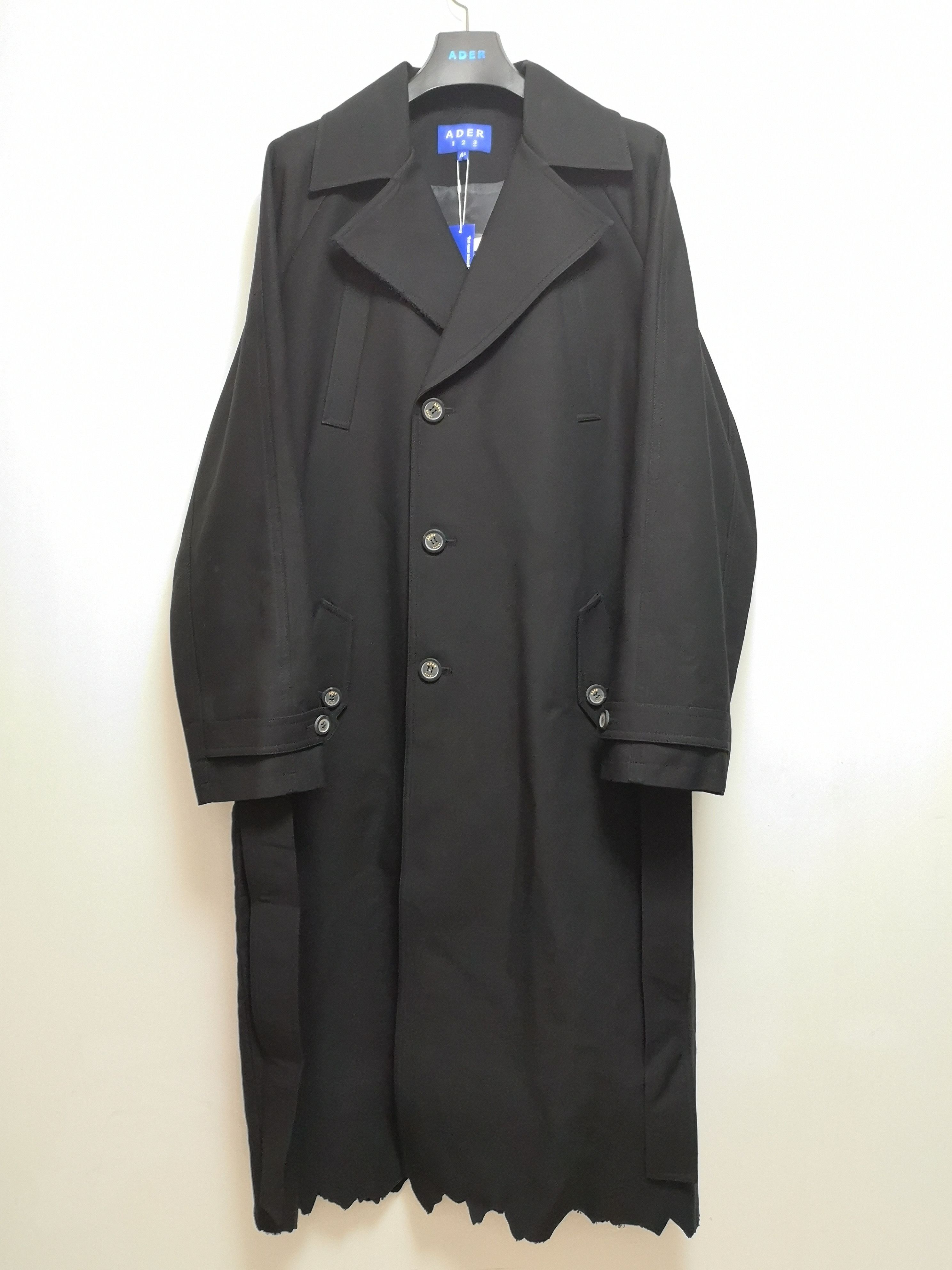 image of Ader Error Burnt Hem Raglan Sleeves Trenchcoat With Removable Belt in Black, Men's (Size Large)