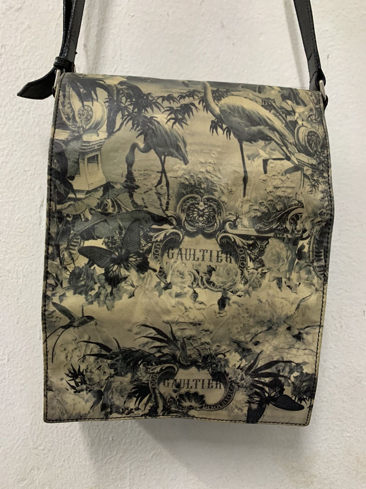 Jean Paul Gaultier Jean Paul Gaultier Psychedelic Paradise Sling Bag Size ONE SIZE - 3 Thumbnail