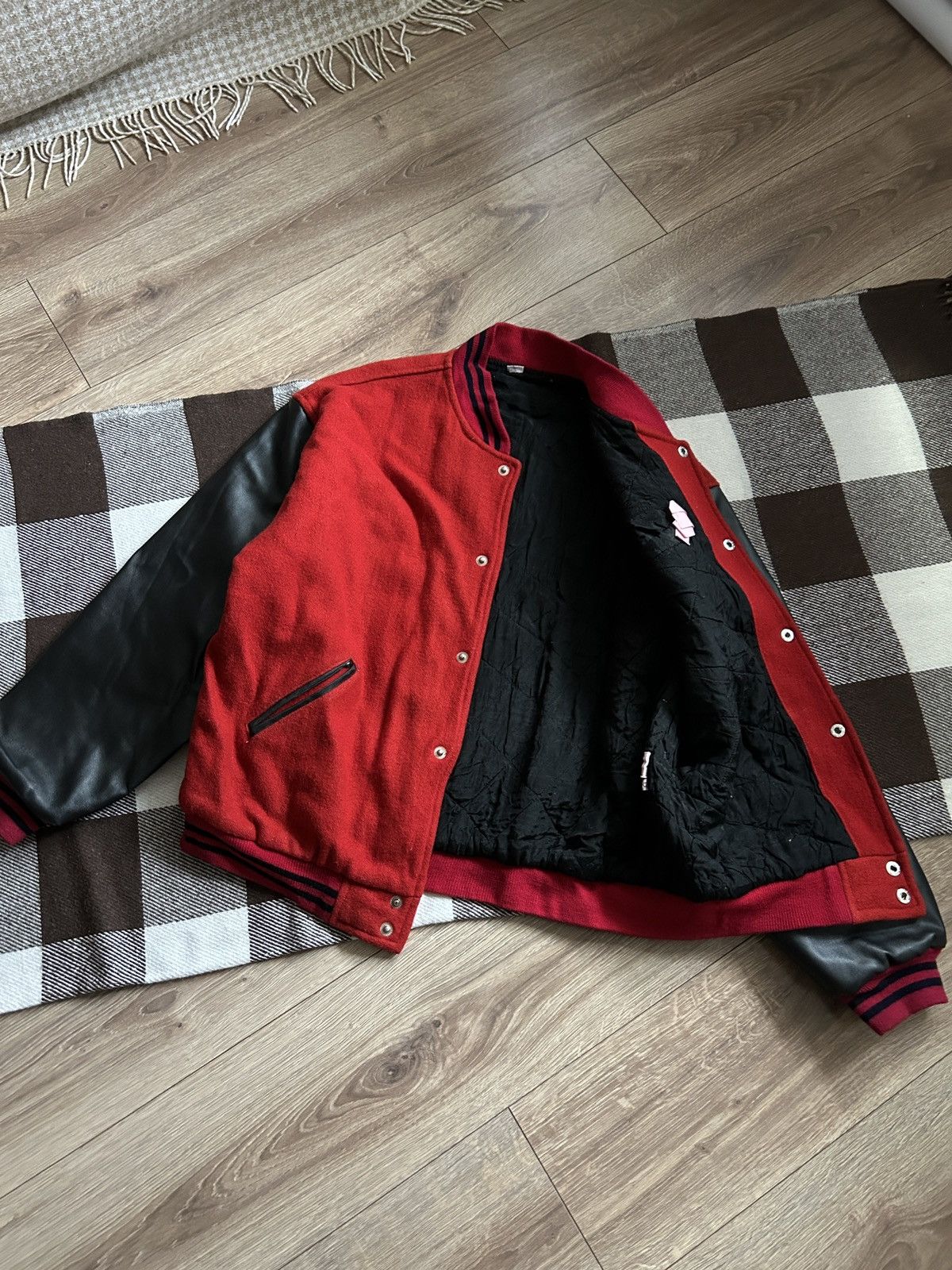 Vintage Vintage Varsity Jacked red/black Y tiger sports made in usa Size US L / EU 52-54 / 3 - 2 Thumbnail