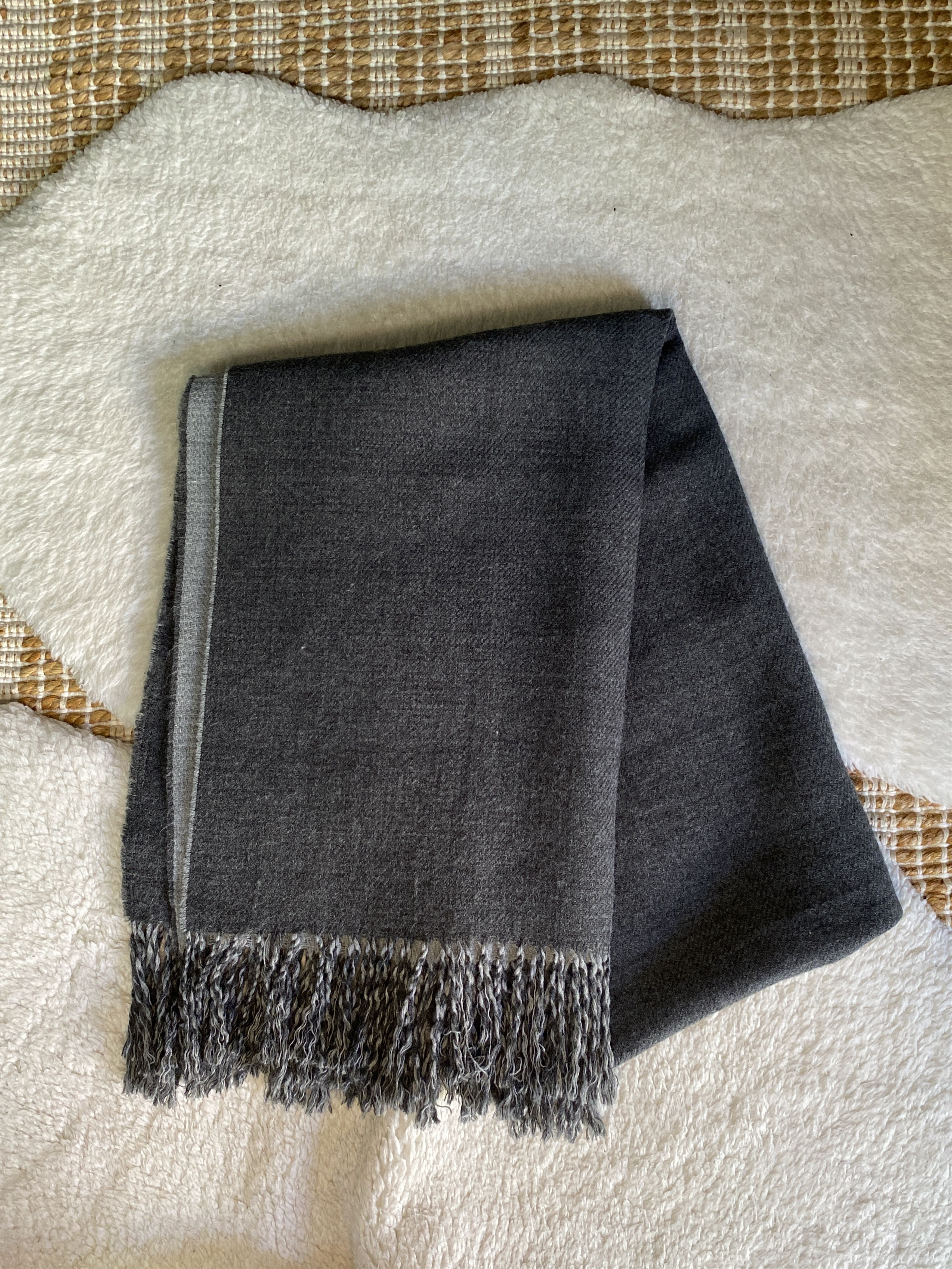 H&M H&M Reversible Black Gray Scarf 71x18 | Tassel Fringe Size ONE SIZE - 5 Thumbnail