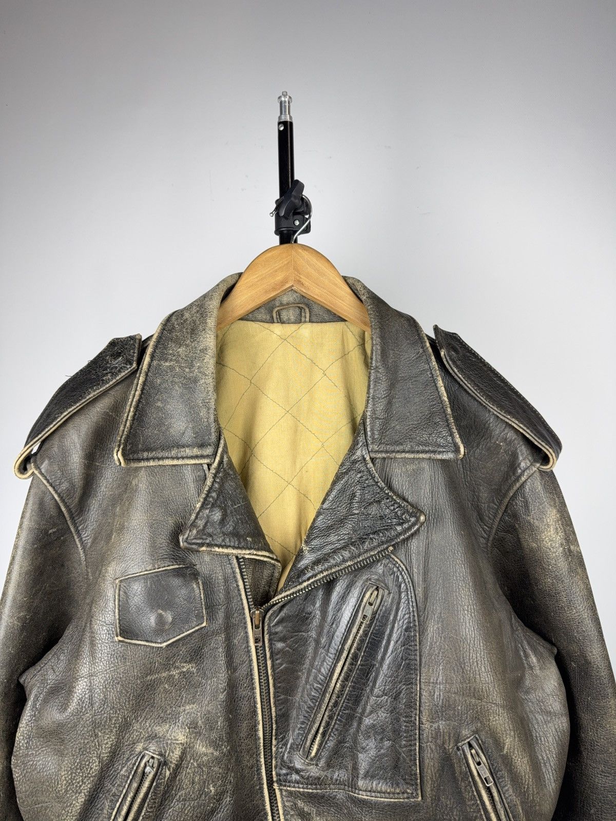 Genuine Leather Retro 80s Leonardo Distressed Leather Punk Biker Moto Jacket Size US M / EU 48-50 / 2 - 2 Thumbnail