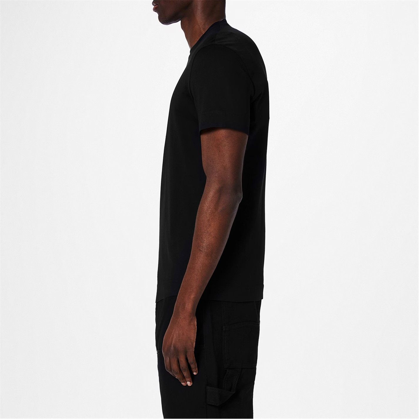 Givenchy o1g2r1mq0426 4G Emblem T-Shirt in Black Size US L / EU 52-54 / 3 - 3 Thumbnail