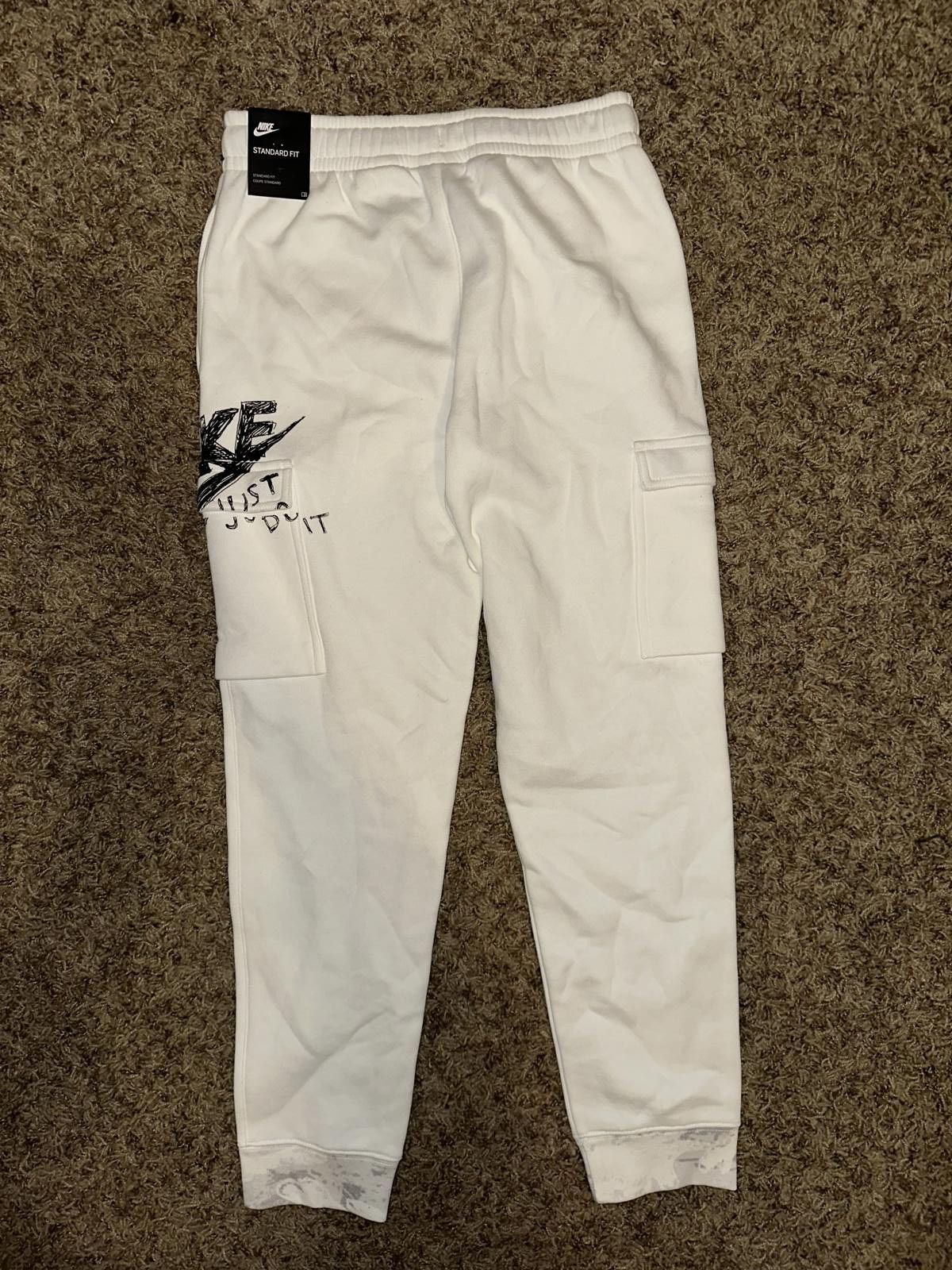 Nike Nike Big Kids (Boy’s) Swoosh Just Do It Scribble Fleece Sweatpants Sample Size US 26 / EU 42 - 8 Thumbnail