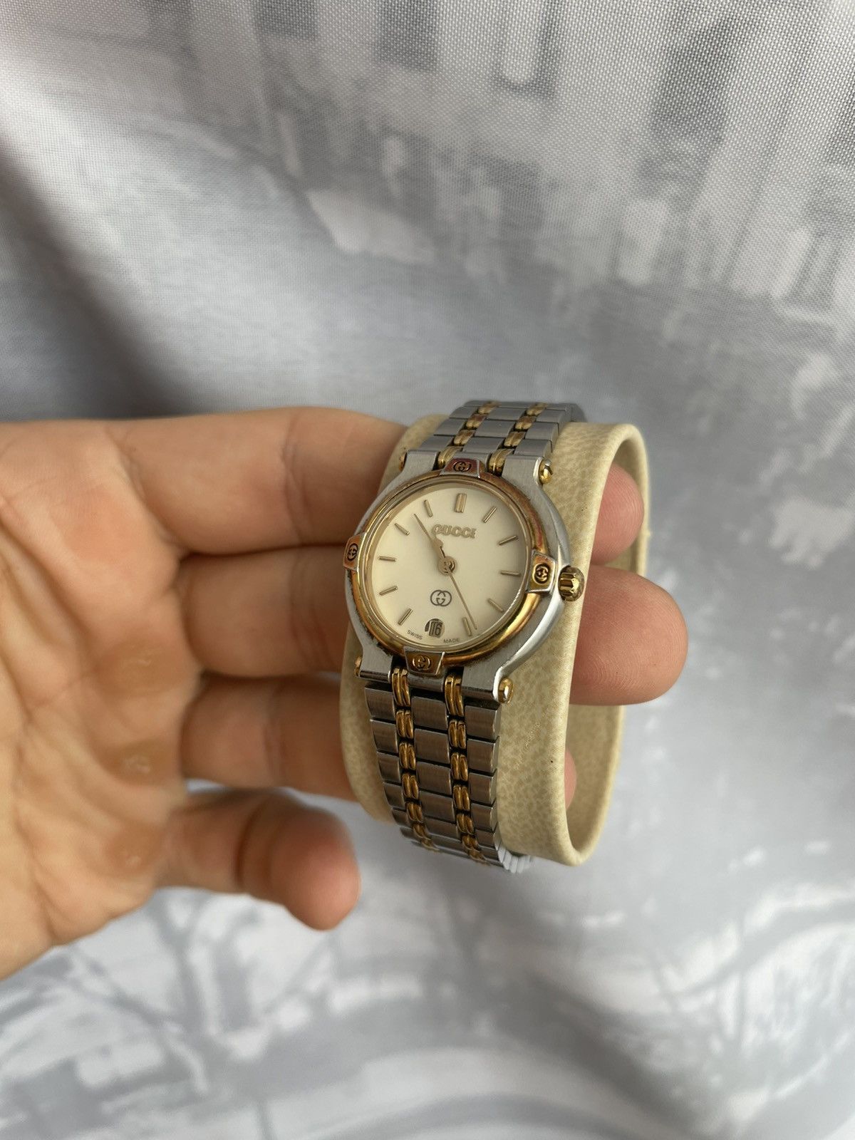 Gucci Gucci Watch 9000L Size ONE SIZE - 3 Thumbnail