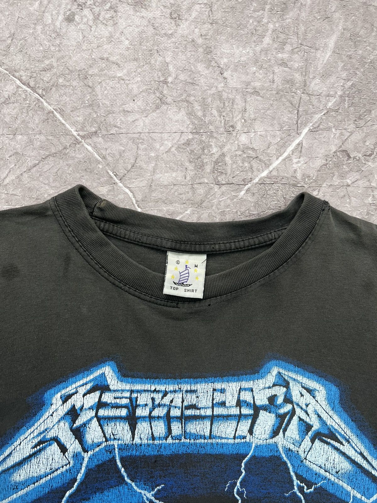 Metallica × Vintage Metallica Ride The Lightning band t-shirts size M sun faded Size US M / EU 48-50 / 2 - 4 Thumbnail