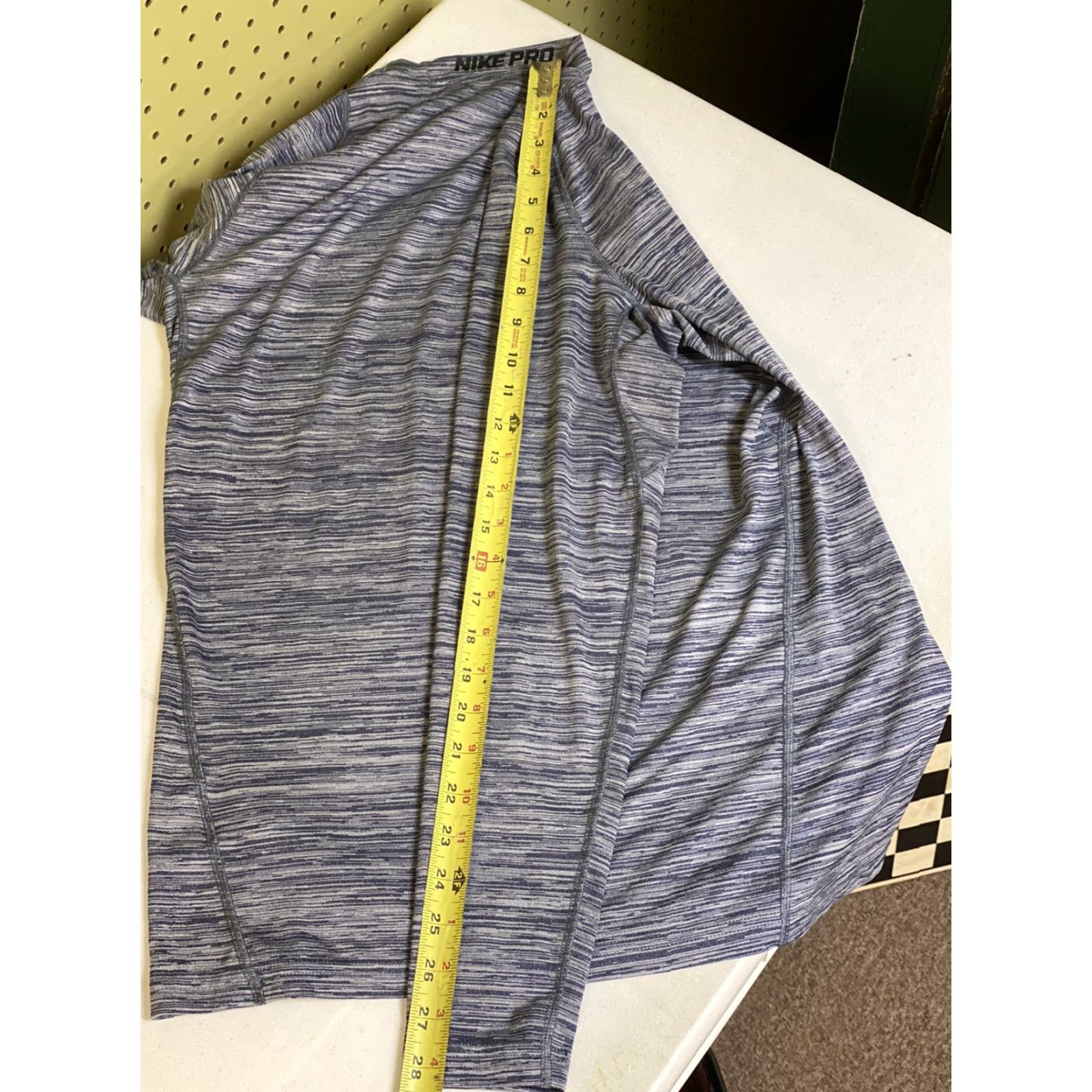 Nike Nike Pro Dri Fit Mens Medium Athletic Long Sleeve Pullover Gym Training Shirt Size US M / EU 48-50 / 2 - 6 Thumbnail