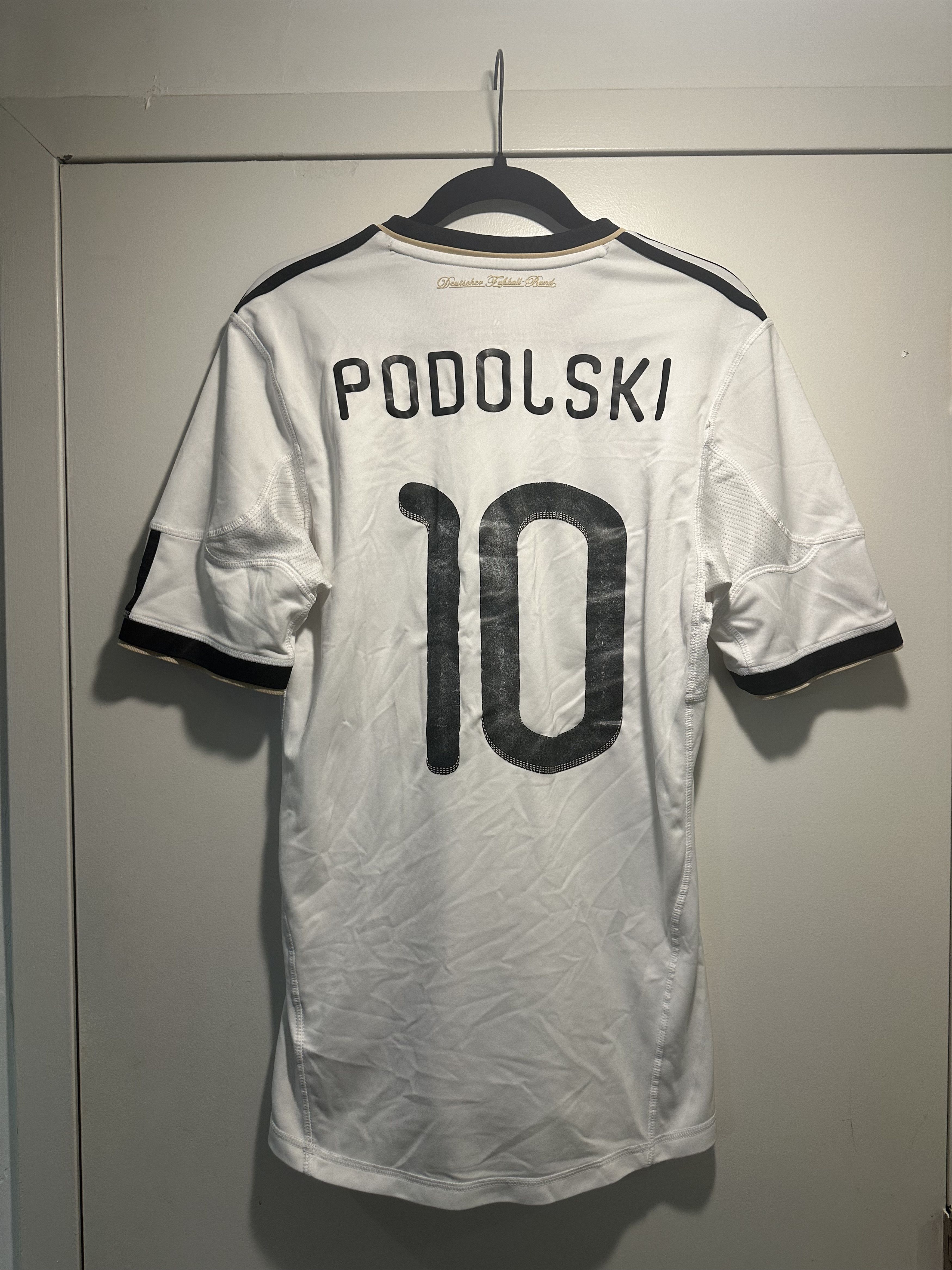 Adidas Genuine 2010 World Cup Germany Home Podolski #10 Medium Size US M / EU 48-50 / 2 - 1 Thumbnail