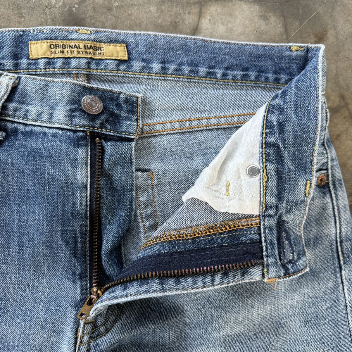 Japanese Brand W32 Vintage Japanese Slim Fit Faded Denim Pants Size US 32 / EU 48 - 6 Thumbnail