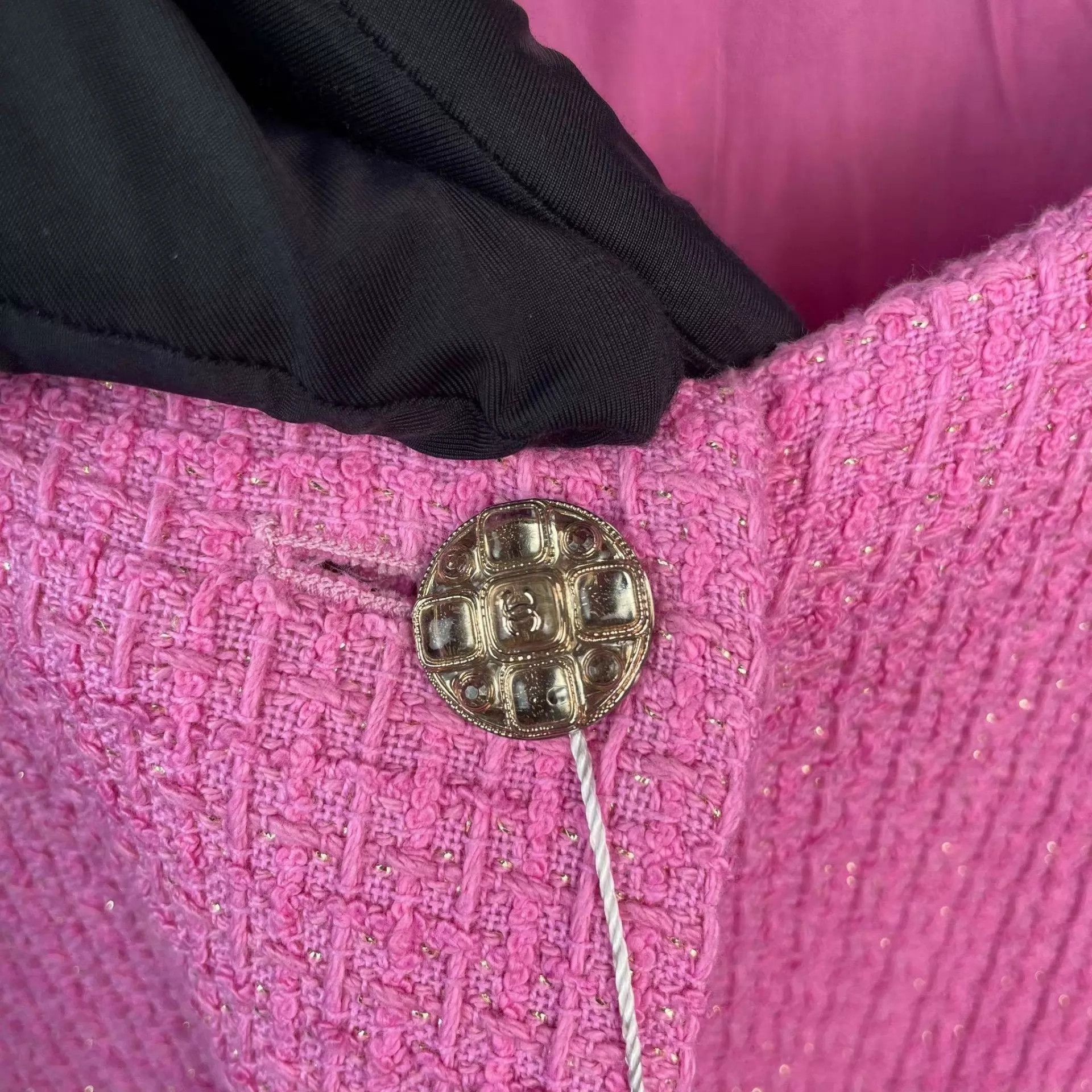 Chanel Chanel Pink Tweed Jacket 42 95 New Size M / US 6-8 / IT 42-44 - 8 Thumbnail