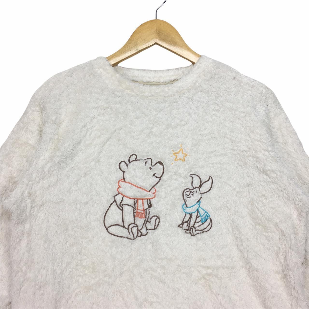 Uniqlo Vtg UNIQLO x DISNEY Winnie The Pooh Fleece Sweatshirt Size XL / US 12-14 / IT 48-50 - 2 Thumbnail
