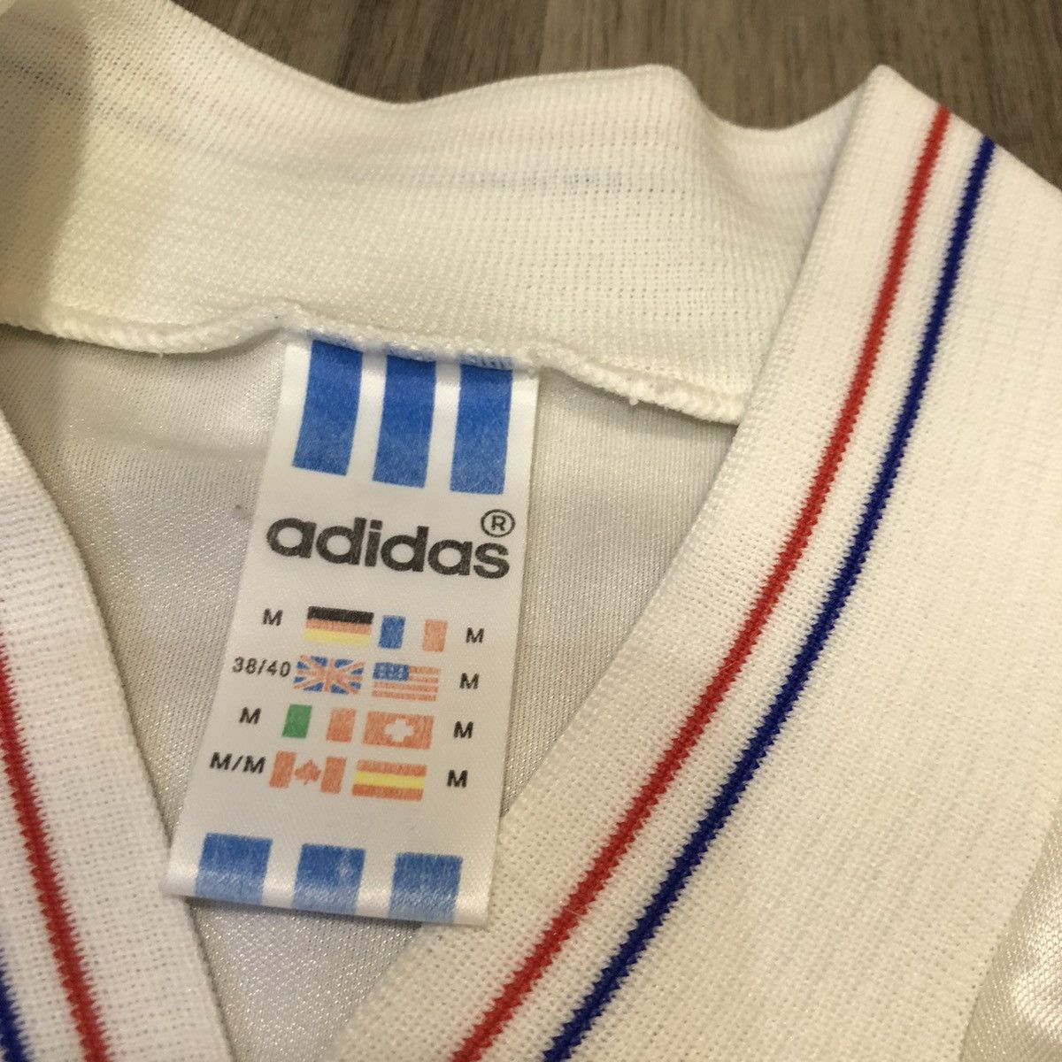 Adidas Marseille 93/94 home shirt (blokecore) Size US M / EU 48-50 / 2 - 8 Thumbnail