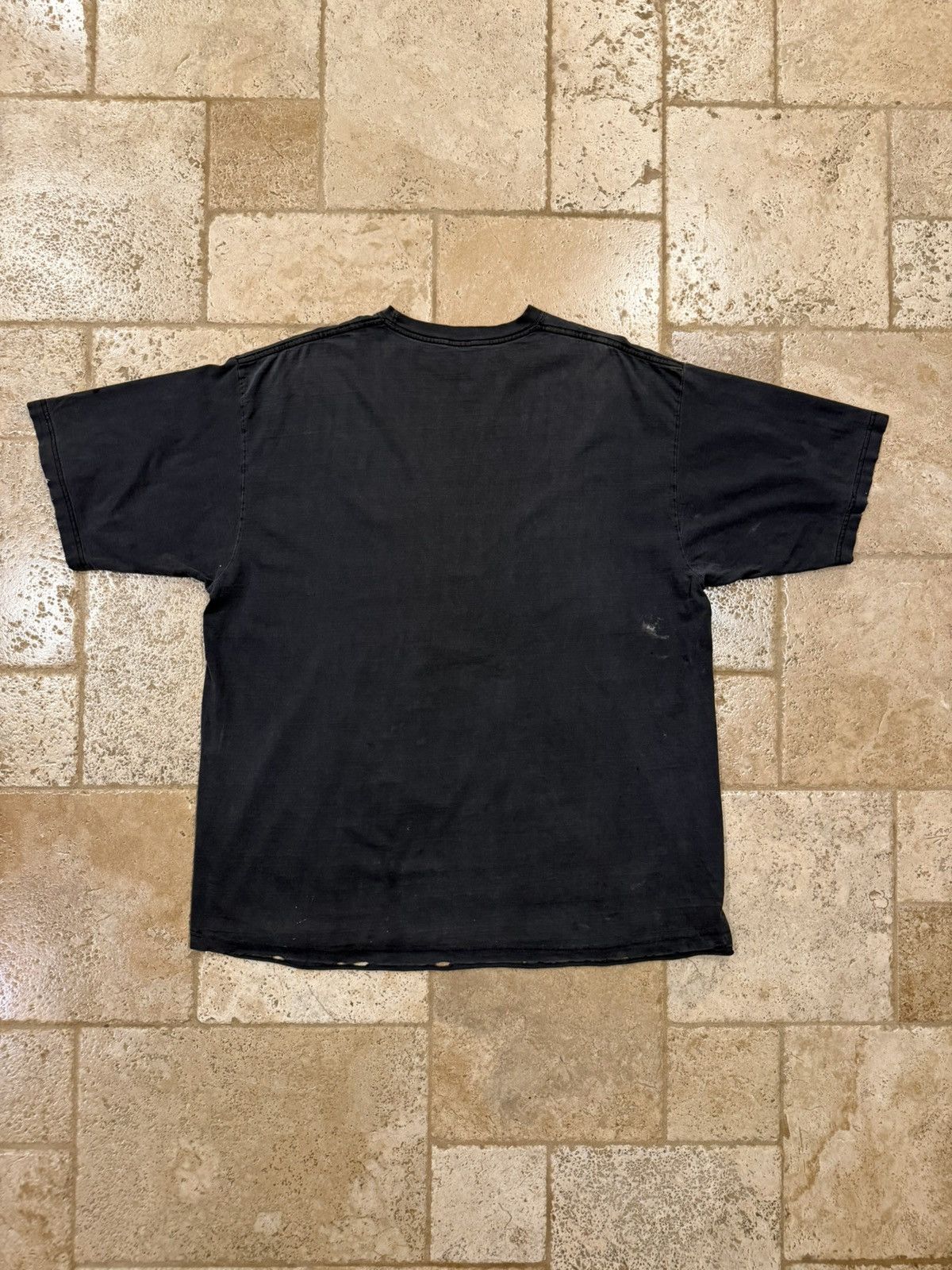 Vintage Vintage 90’s 2pac Big Face “Thug Life” Faded Rap T-Shirt Size US XXL / EU 58 / 5 - 13 Thumbnail