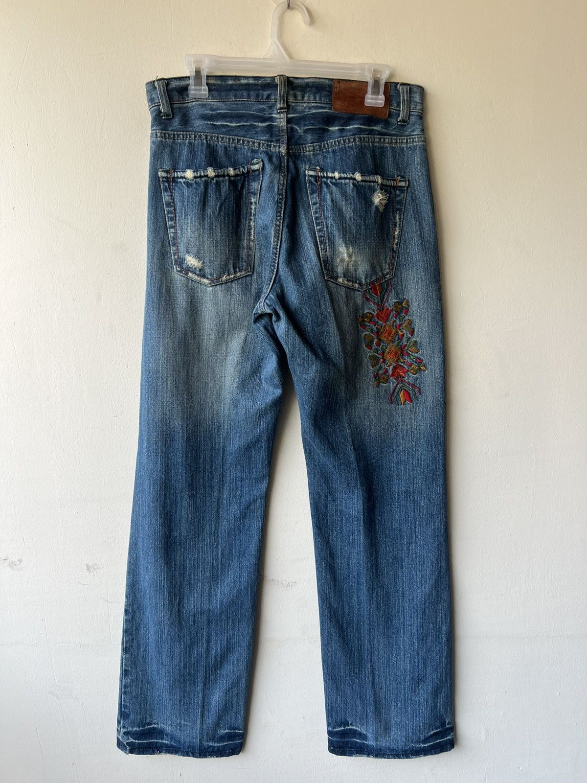 Vintage Vintage Global Work Ortega Embroidery Rips Distressed Denim Size US 31 - 3 Thumbnail