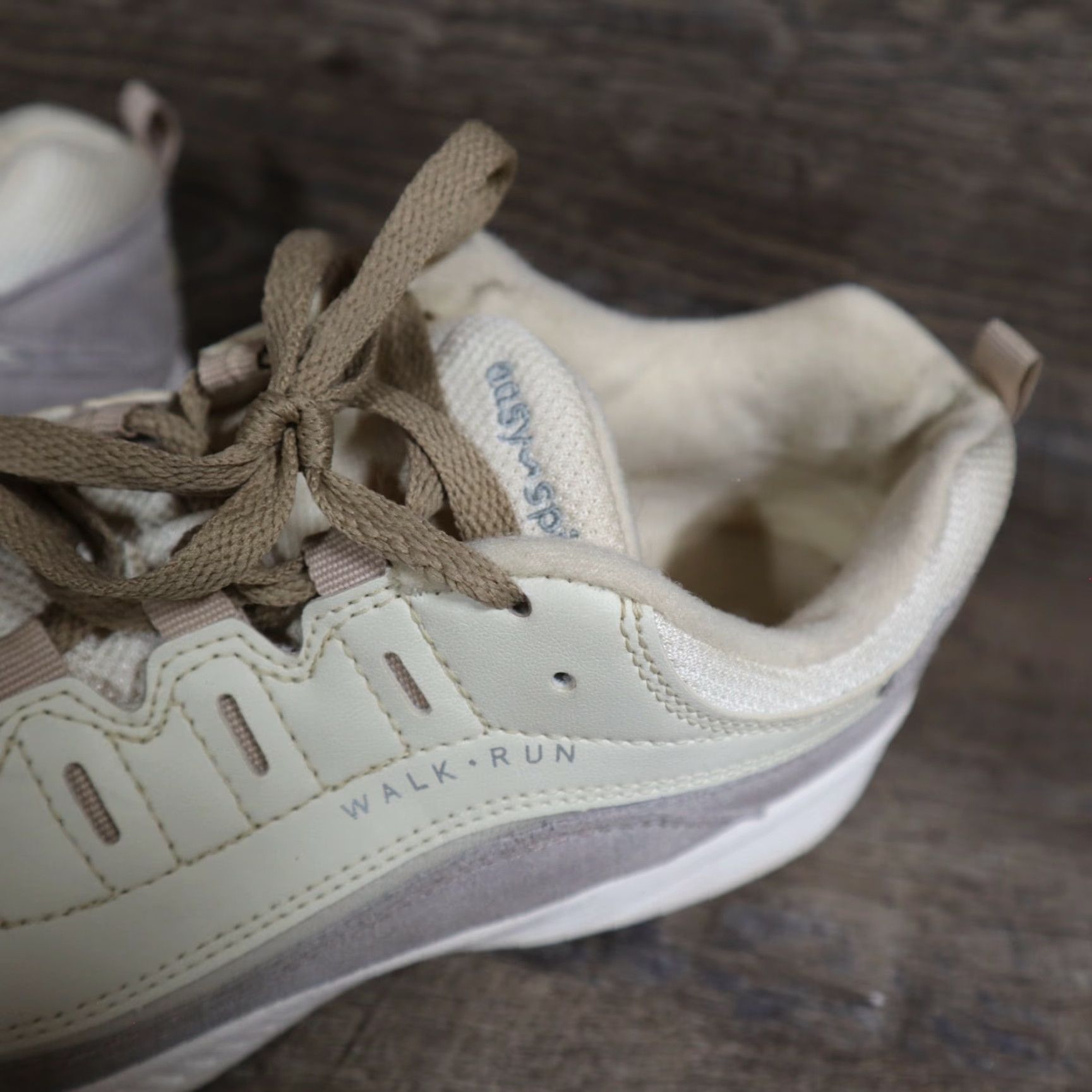 Vintage Easy Spirit Walking Shoes Women Low Top Lace Up 7.5 White Black SEROMY12 Shoes Size M / US 6-8 / IT 42-44 - 3 Thumbnail