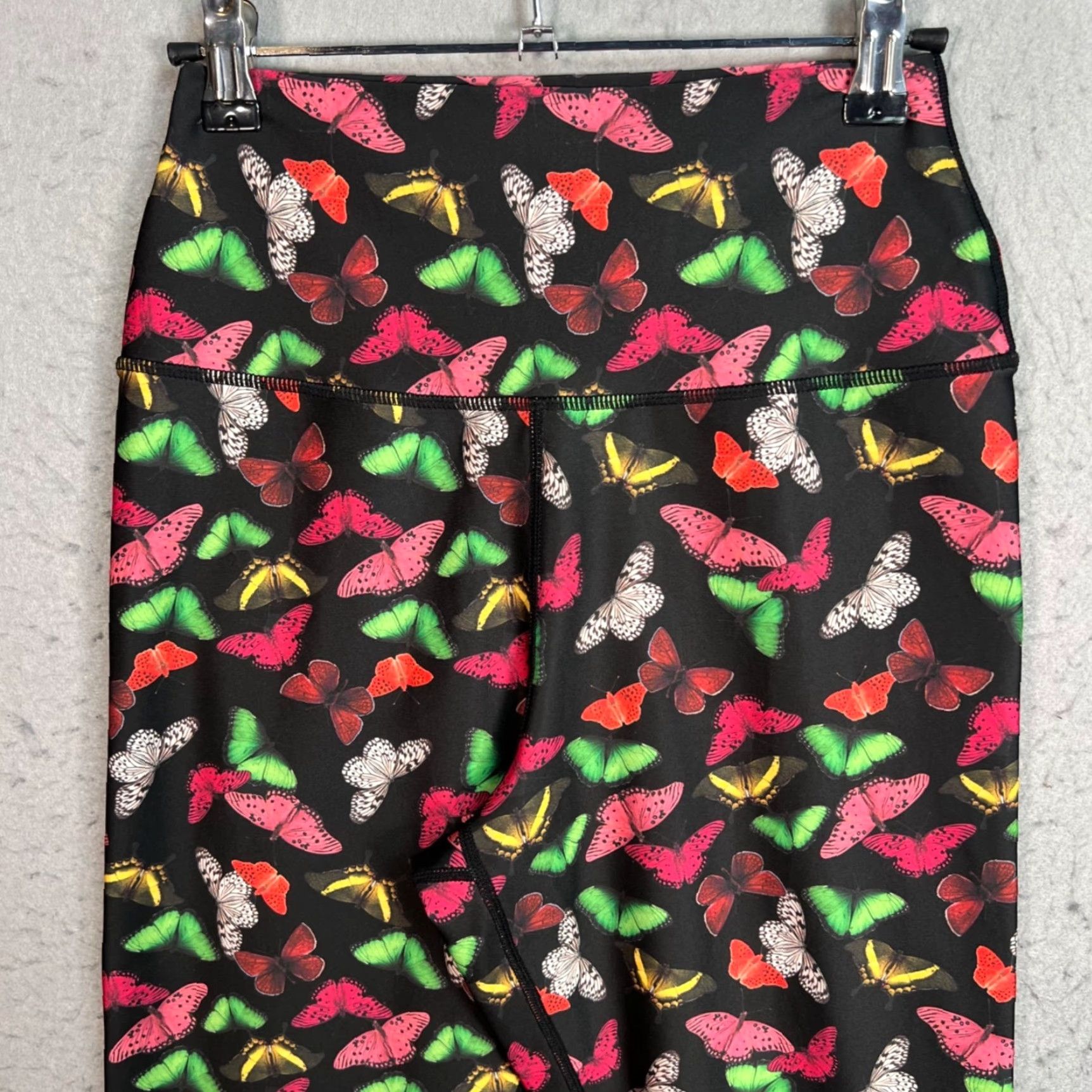 Alice + Olivia Alice & Olivia By Stacey Bendet Medium Butterfly Print High-Waisted Leggings Size 32" / US 10 / IT 46 - 4 Thumbnail