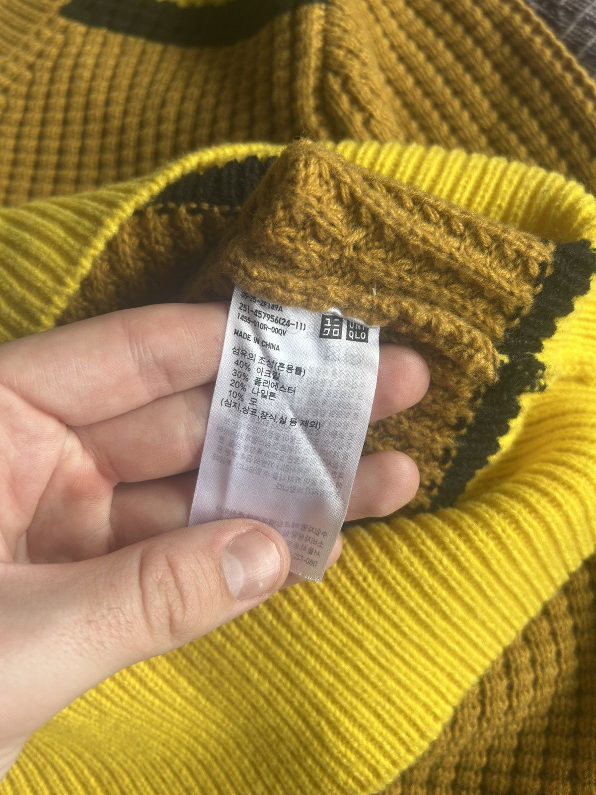 Japanese Brand × Marni Uniqlo x Marni Knitted V Neck Long Sleeve Sweater Streetwear Size XL / US 12-14 / IT 48-50 - 9 Thumbnail