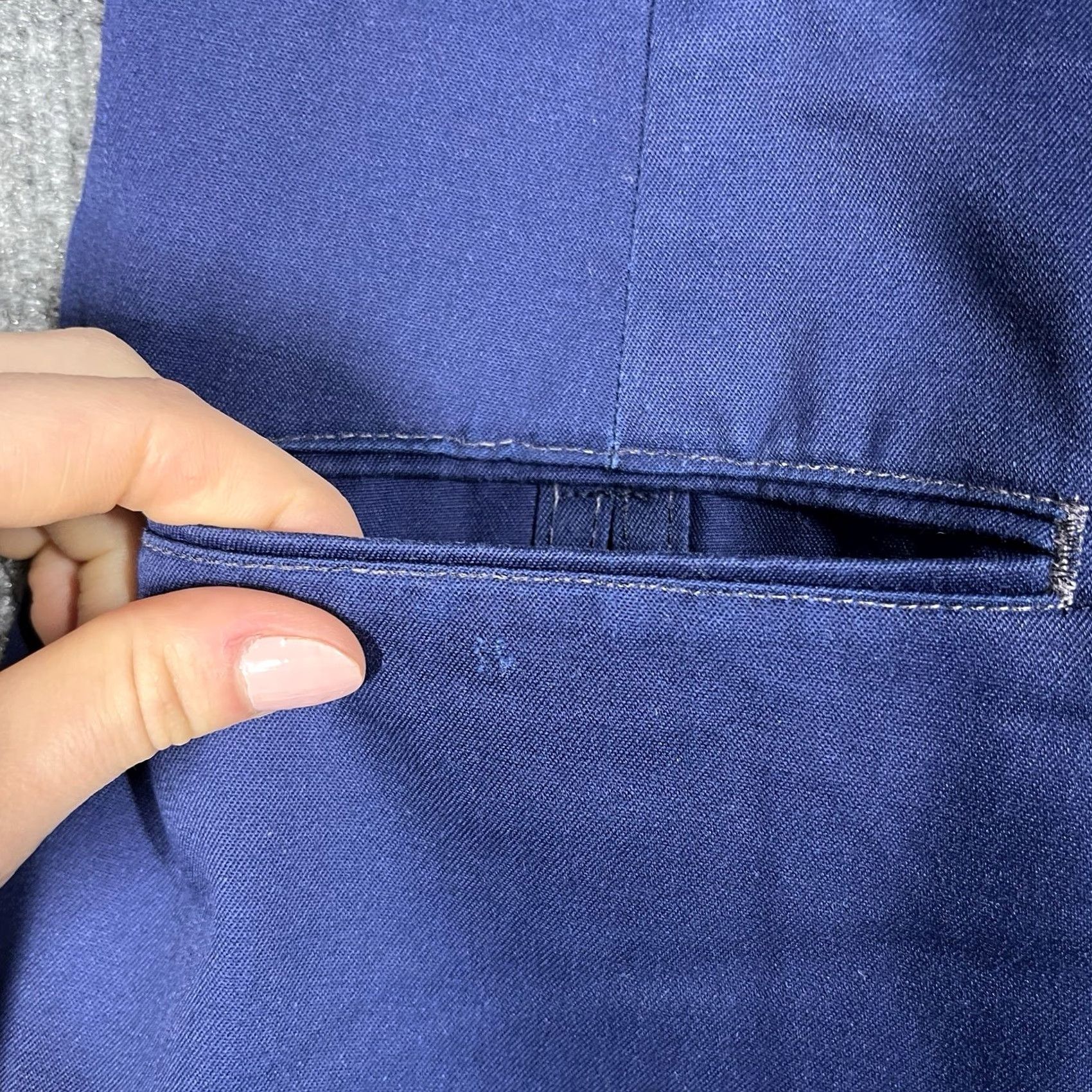 Vintage VINTAGE Coast Guard Shorts Mens Sz 33 USCG Creighton Vietnam Navy Blue Chino 60s 70s USA Mens Size US 33 - 6 Thumbnail