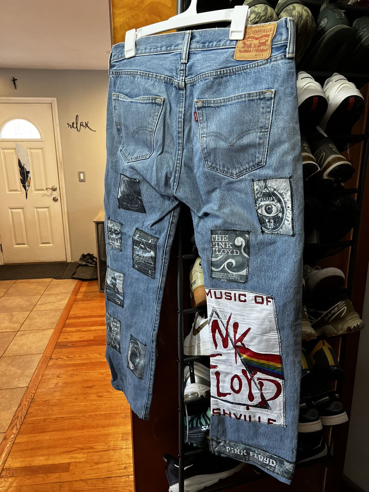 Levi's Vintage Clothing × Pink Floyd Levi's Pink Floyd Hand Made Patchwork Jeans Size US 34 / EU 50 - 1 Thumbnail