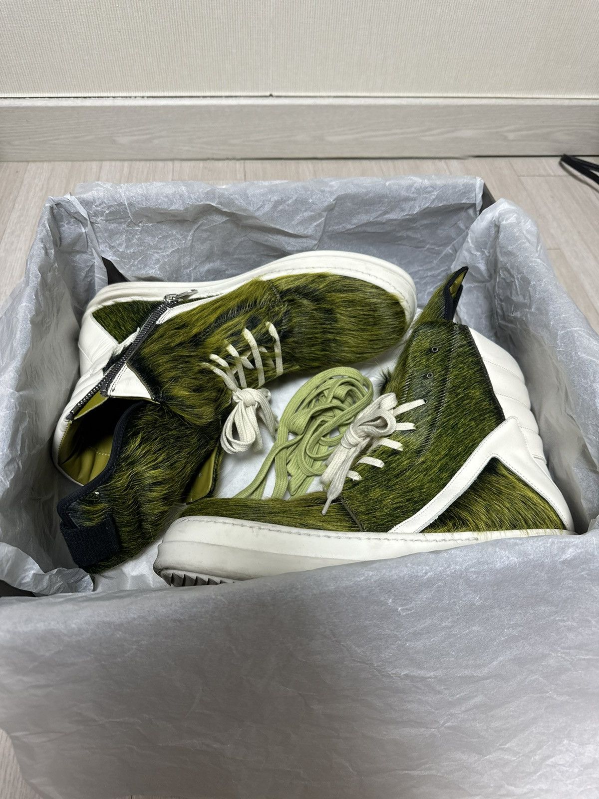 Rick Owens Rick Owens Seeyuh Grinch Pony Hair Acid Milk Geobasket Size US 10 / EU 43 - 3 Thumbnail
