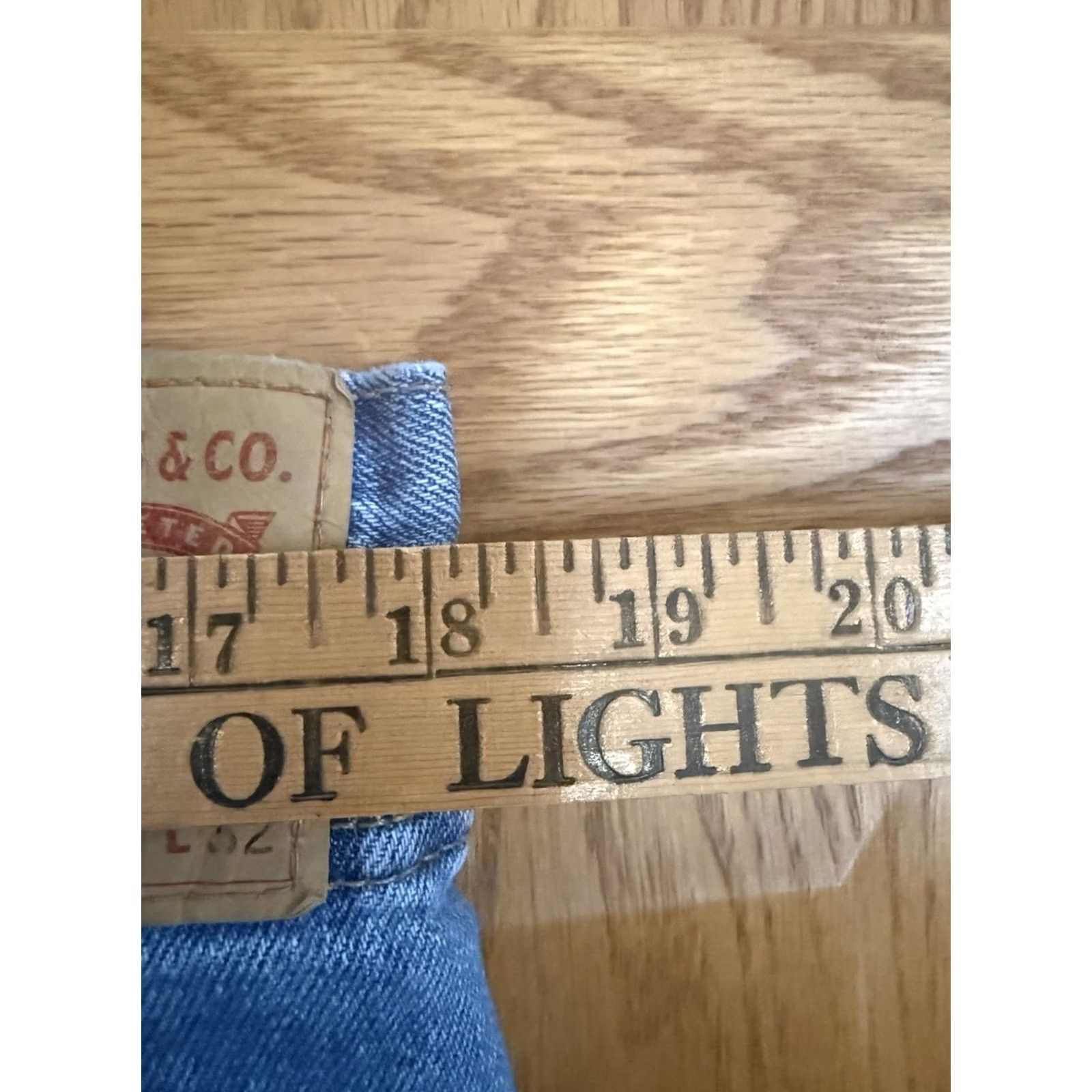 Levi's Levi's 505 Jeans Men's Light Stonewash Cotton 36x32 Straight Work Casual Weekend Size US 36 / EU 52 - 3 Thumbnail