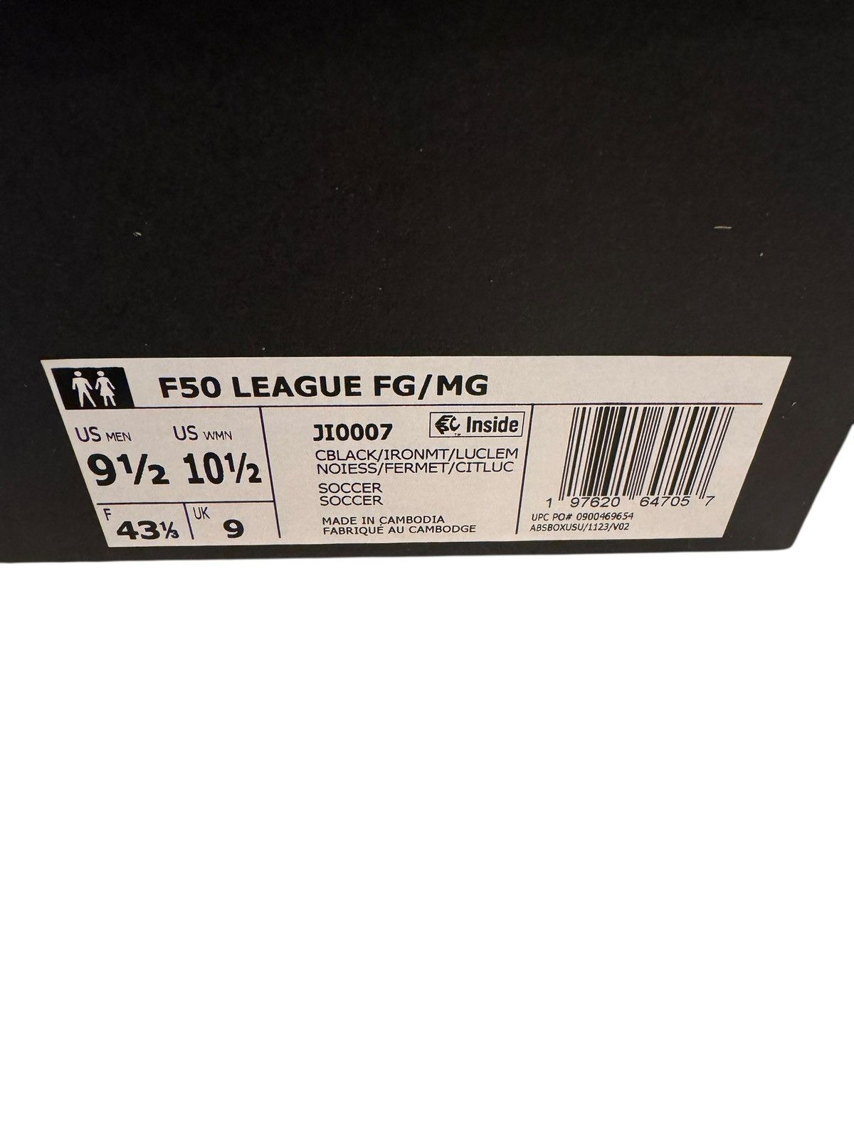 Adidas Soccer shoes Size US 9.5 / EU 42-43 - 5 Thumbnail