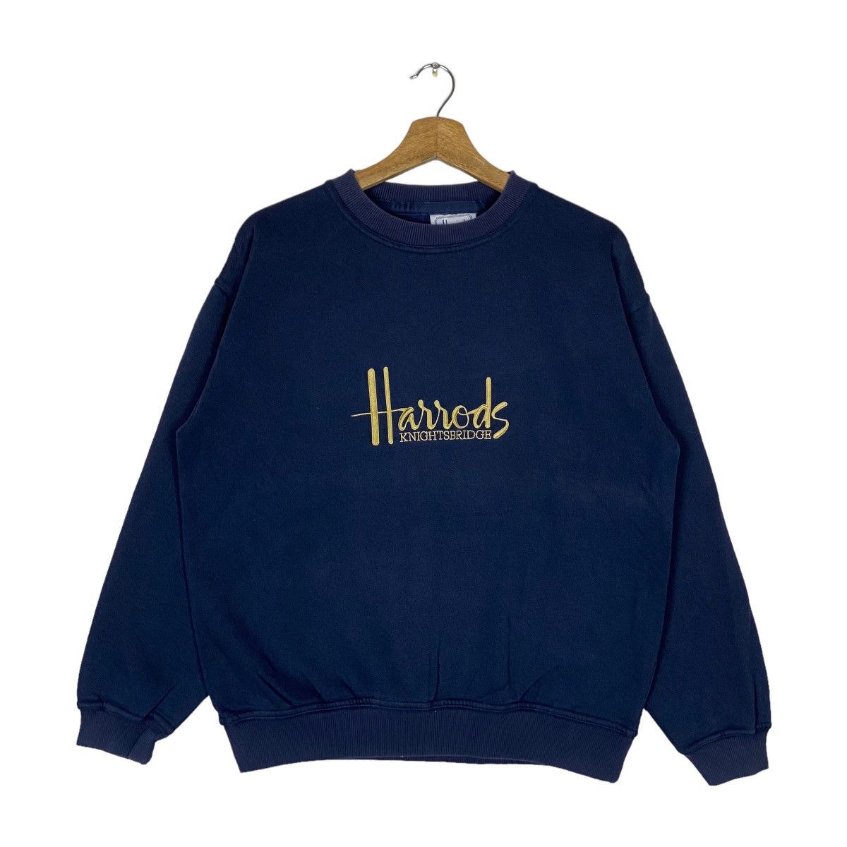 image of Vintage Harrods Knights Bridge Embroidered Pullover Jumper in Navy, Men's (Size Small)
