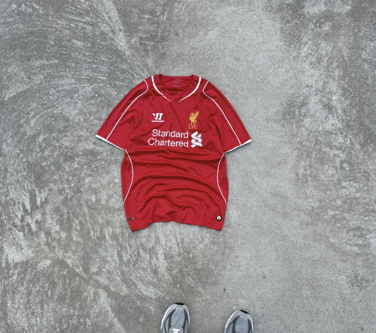 Other Vintage FC Liverpool sportswear / streetwear jersey Size US M / EU 48-50 / 2 - 3 Thumbnail