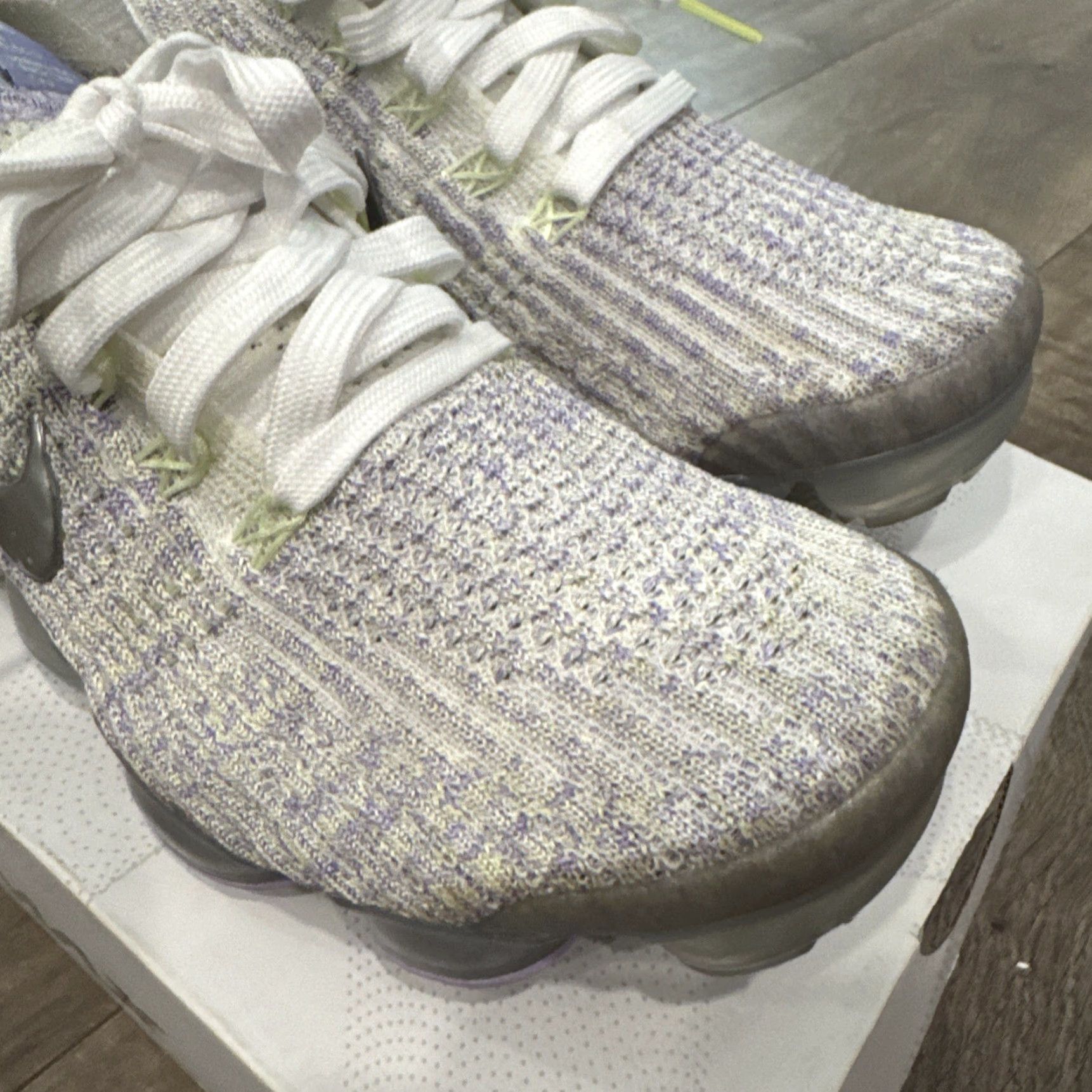 Nike Nike Air Vapormax Flyknit 3 Barely Volt Womens Size 9 White Purple AJ6910-102 Sneaker Size US 9 / IT 39 - 2 Thumbnail