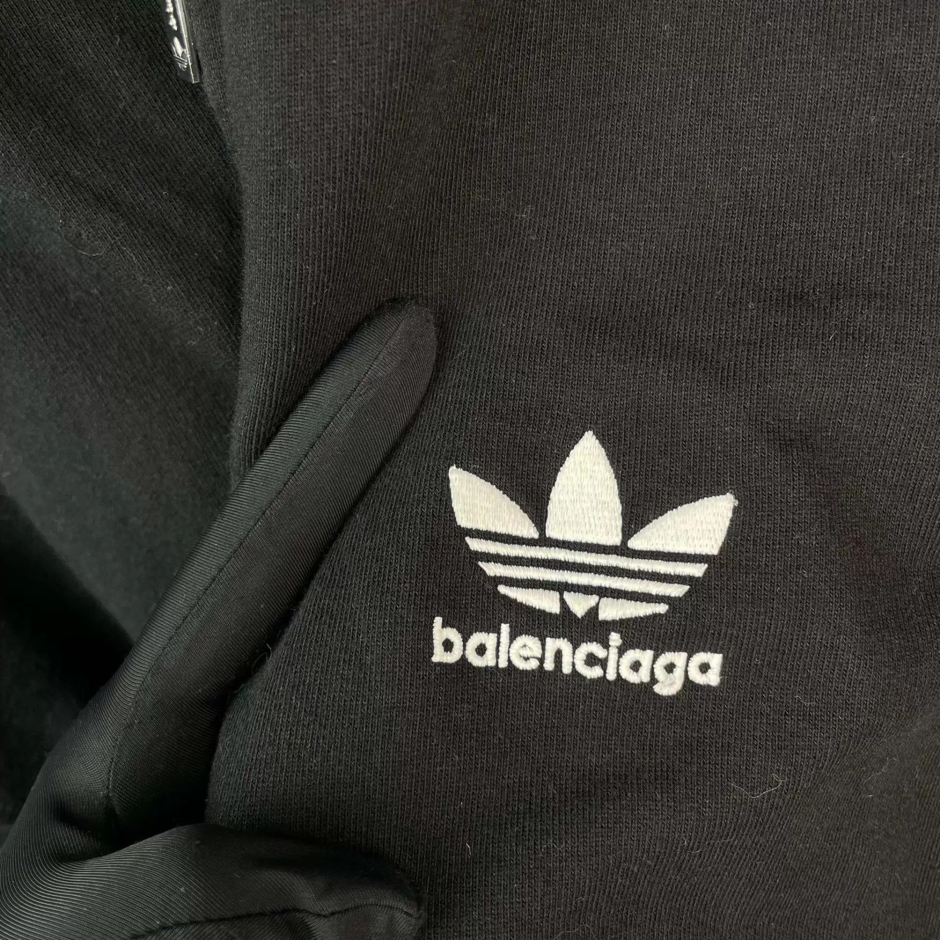 Balenciaga 95 New Balenciaga x Adidas Originals Jacket Black M Size M / US 6-8 / IT 42-44 - 4 Thumbnail
