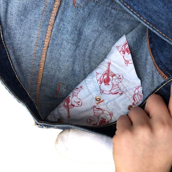 True Religion True Religion Embroidered Jeans Shorts Size 38 BOBBY Blue Size US 38 / EU 54 - 4 Thumbnail