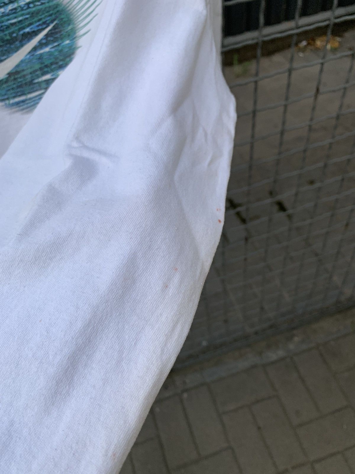 Nike × Vintage Vintage 90s Nike Thrashed Shirt Y2K Streetwear Tee Size US L / EU 52-54 / 3 - 13 Thumbnail