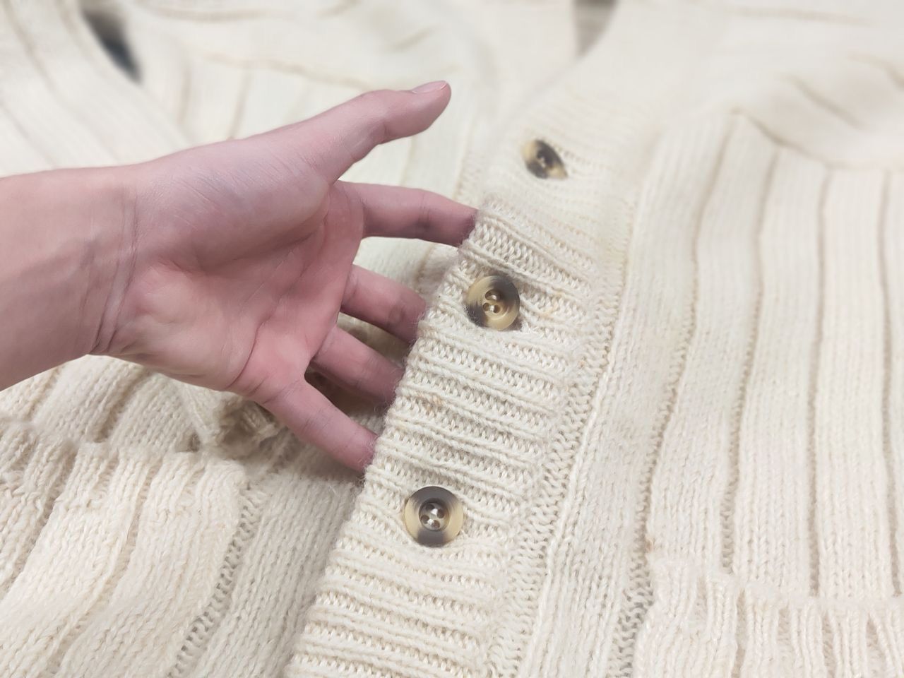 Vintage Vintage 50's Marshall Field & Company Knit Button Cardigan Size US M / EU 48-50 / 2 - 14 Thumbnail