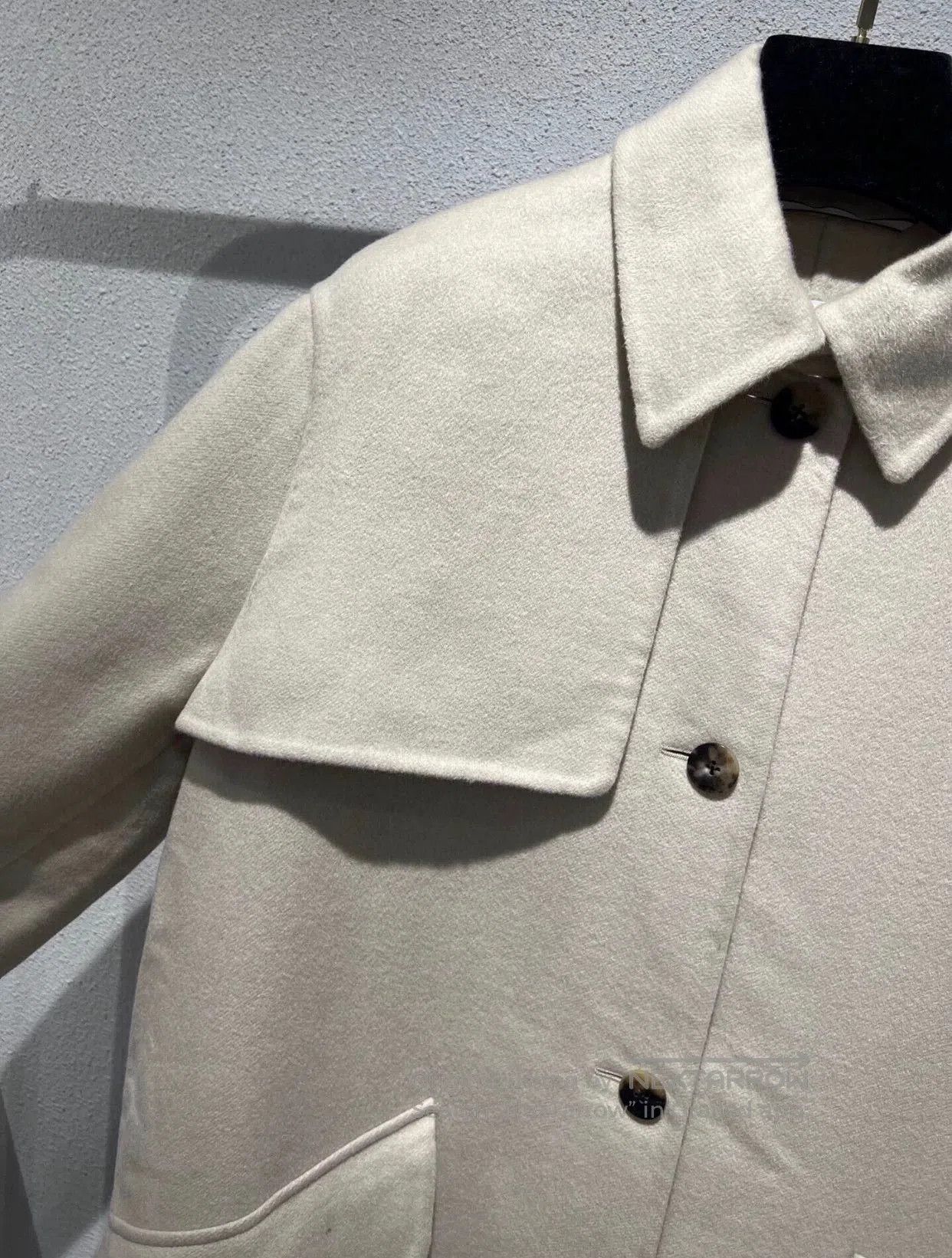 Hermes hermes men's cashmere coat size 42. Size US XS / EU 42 / 0 - 3 Thumbnail