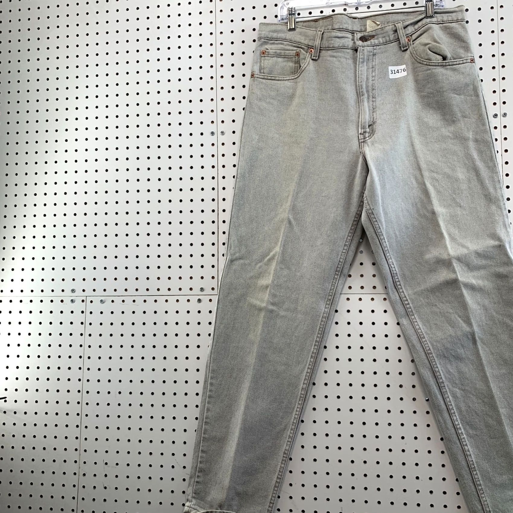 Levi's VINTAGE Levi's 550 Gray Denim Jeans Mens 35x31.5 Straight Made USA Jeans Size US 35 - 3 Thumbnail
