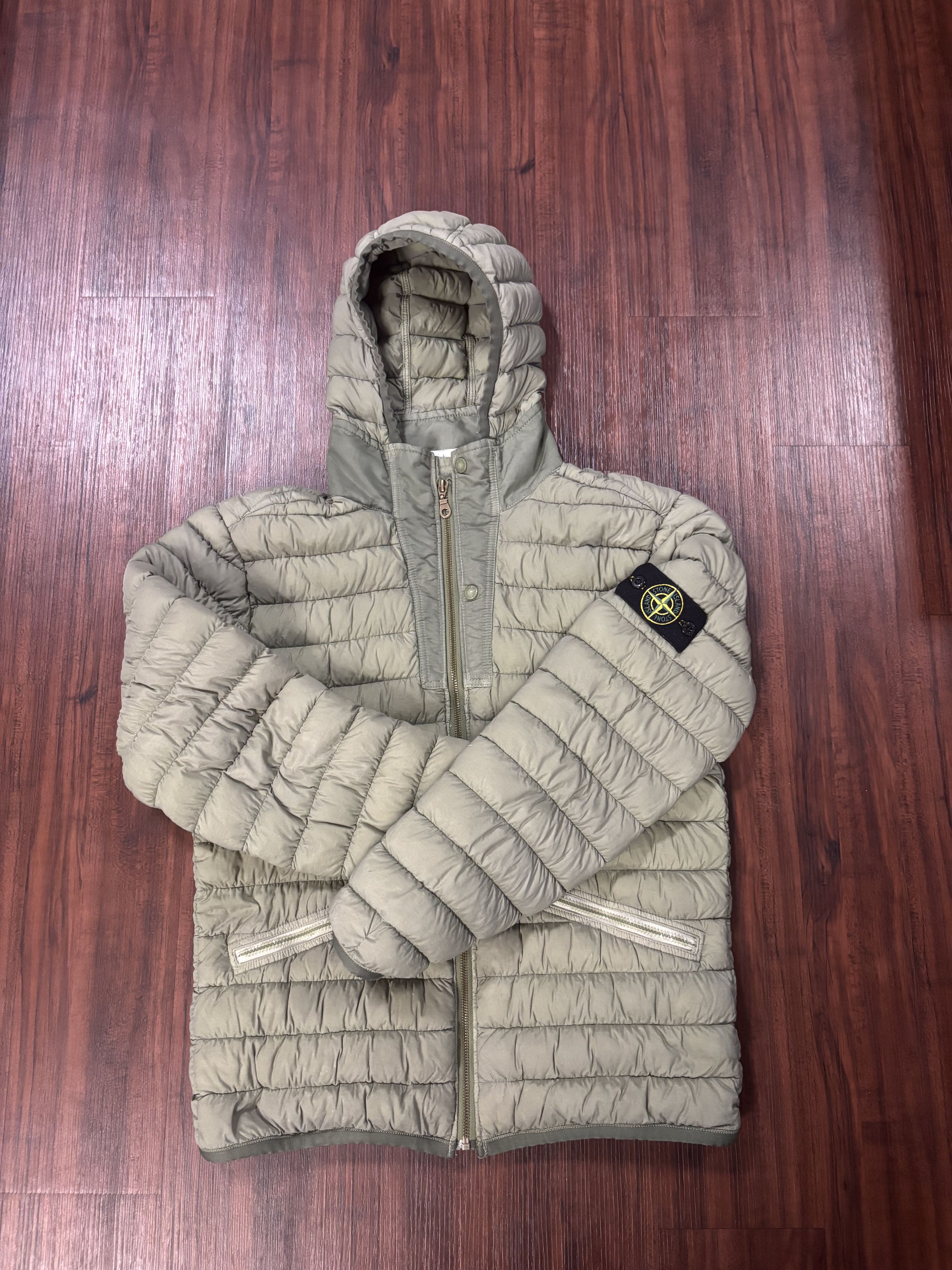 Stone Island Stone Island light puffer jacket Size US M / EU 48-50 / 2 - 1 Thumbnail