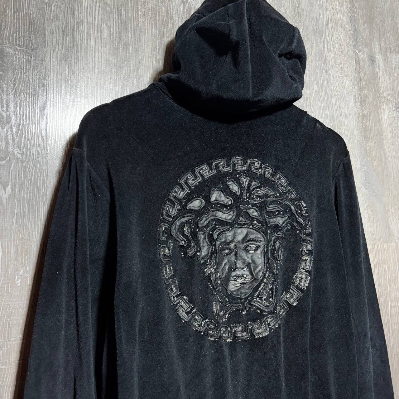 Versace Versace Velour Medusa Hoodie Sweatshirt XS Unisex Size US XS / EU 42 / 0 - 4 Thumbnail
