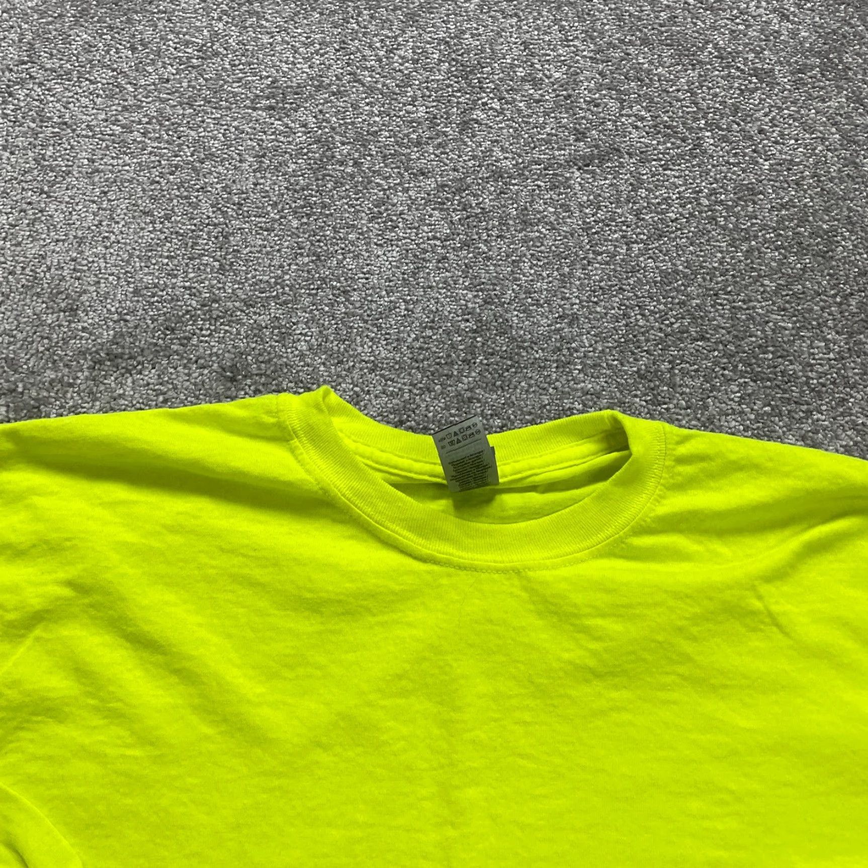 Gildan Gildan Dry Blend Basic Crew Neck T-Shirt Mens Large Neon Green Long Sleeve Tee Size US L / EU 52-54 / 3 - 3 Thumbnail