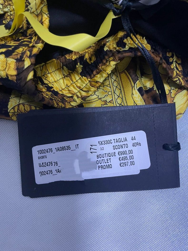 Versace Versace Black printed short sleeves Size US 28 / EU 44 - 6 Thumbnail