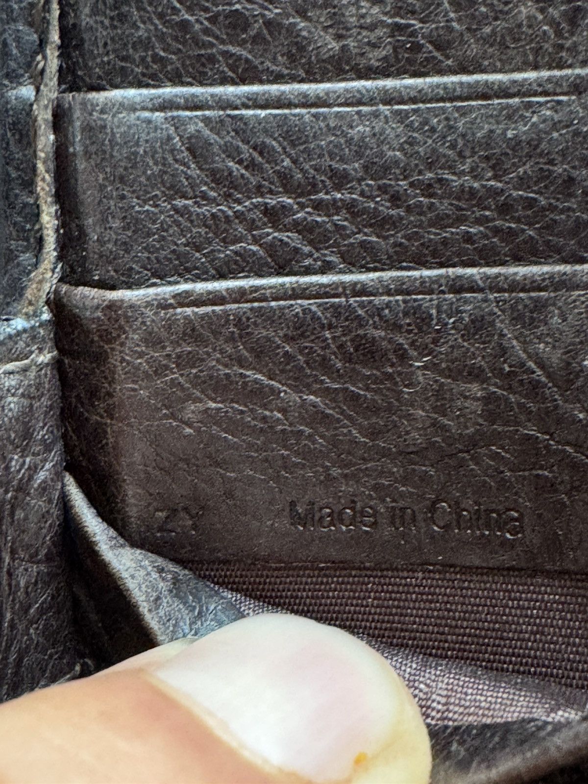 Mulberry MULBERRY ladies wallet purse sizes in photos by tape measure Size ONE SIZE - 9 Thumbnail