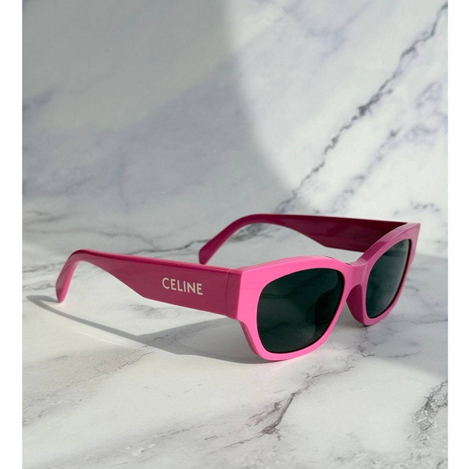 Celine NEW Celine CL40197U Cat Eye Hot Pink Logo Sunglasses Size ONE SIZE - 1 Thumbnail