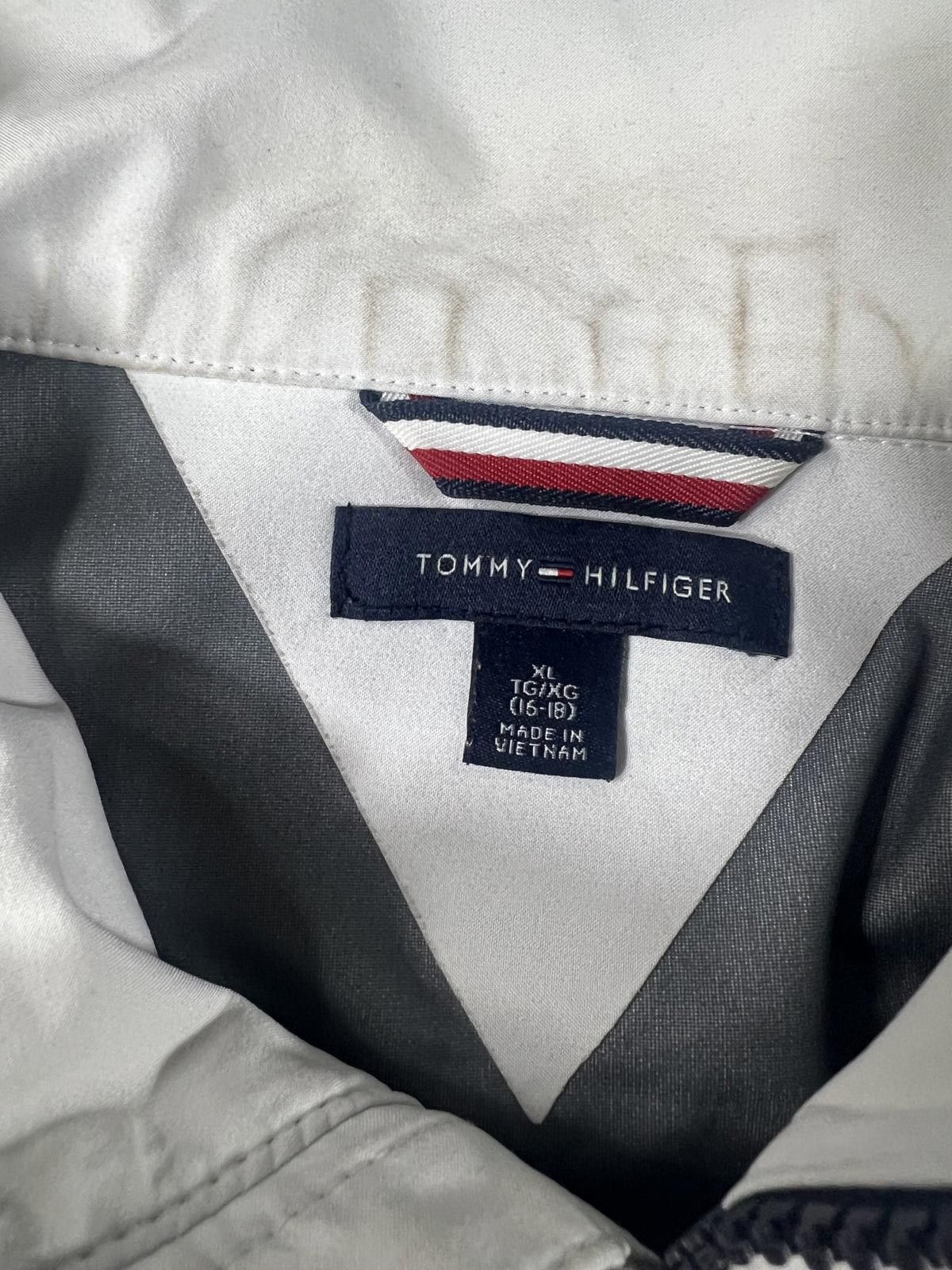 Tommy Hilfiger Tommy Hilfiger Men's Windbreaker Jacket youth XL Size US XL / EU 56 / 4 - 3 Thumbnail