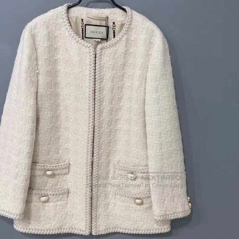 Gucci Beige small fragrant style knitted coat