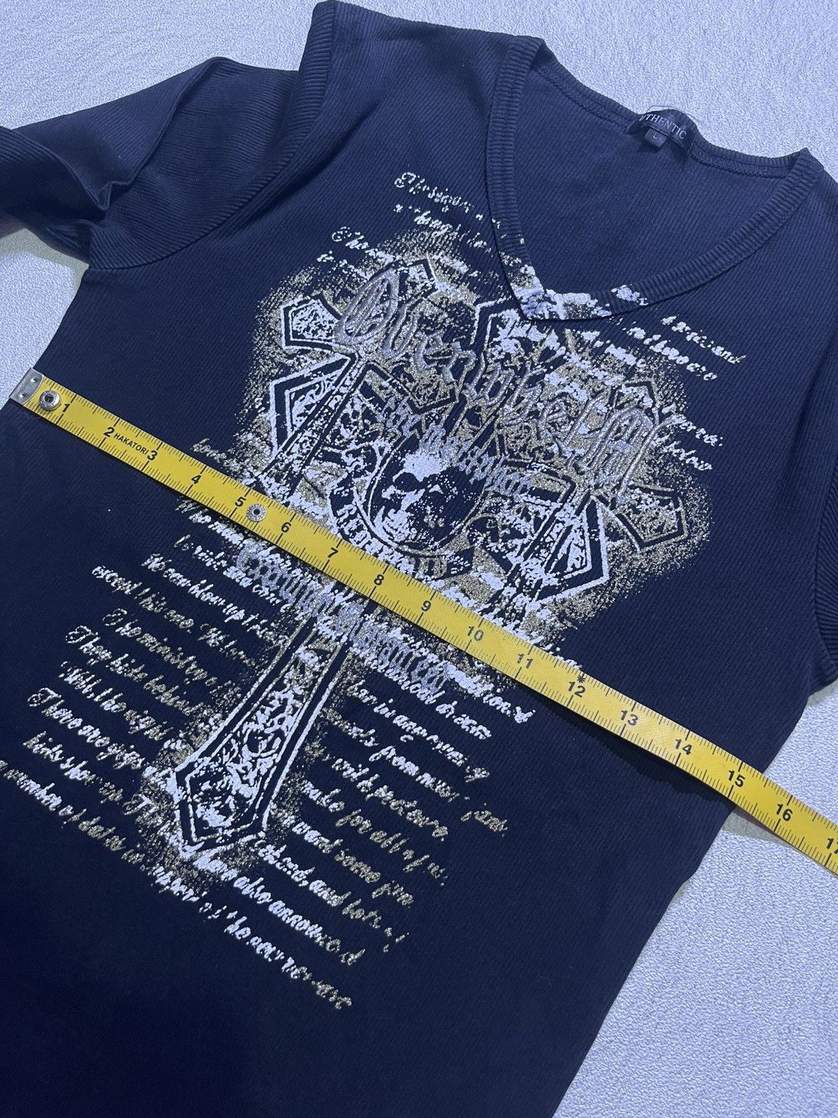 Japanese Brand Y2K AUHENTIC long sleeve tshirt cross skull style Size US S / EU 44-46 / 1 - 9 Thumbnail
