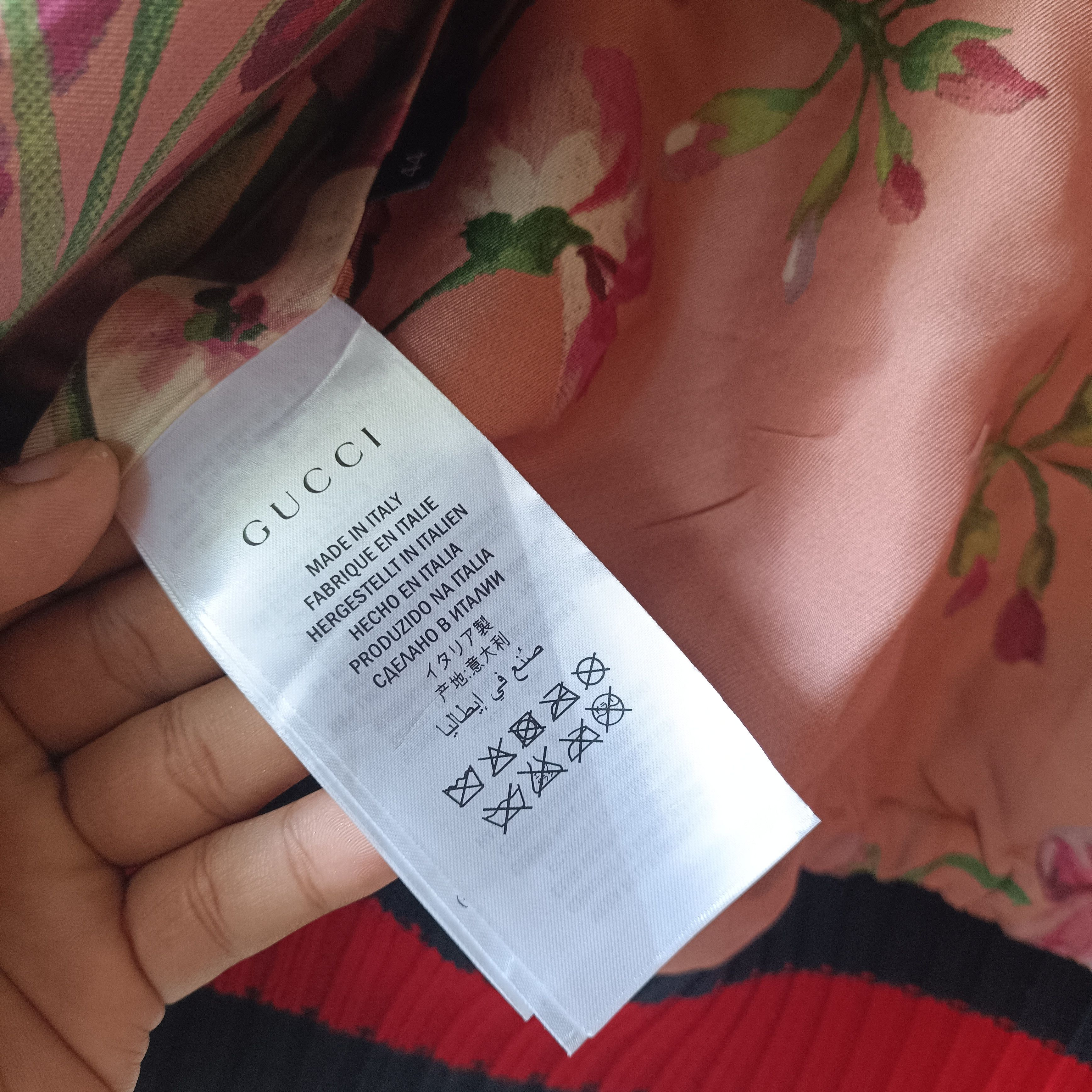 Gucci GUCCI Silver Crackle Leather Jacket in size 44IT(S) hs Size US S / EU 44-46 / 1 - 7 Thumbnail