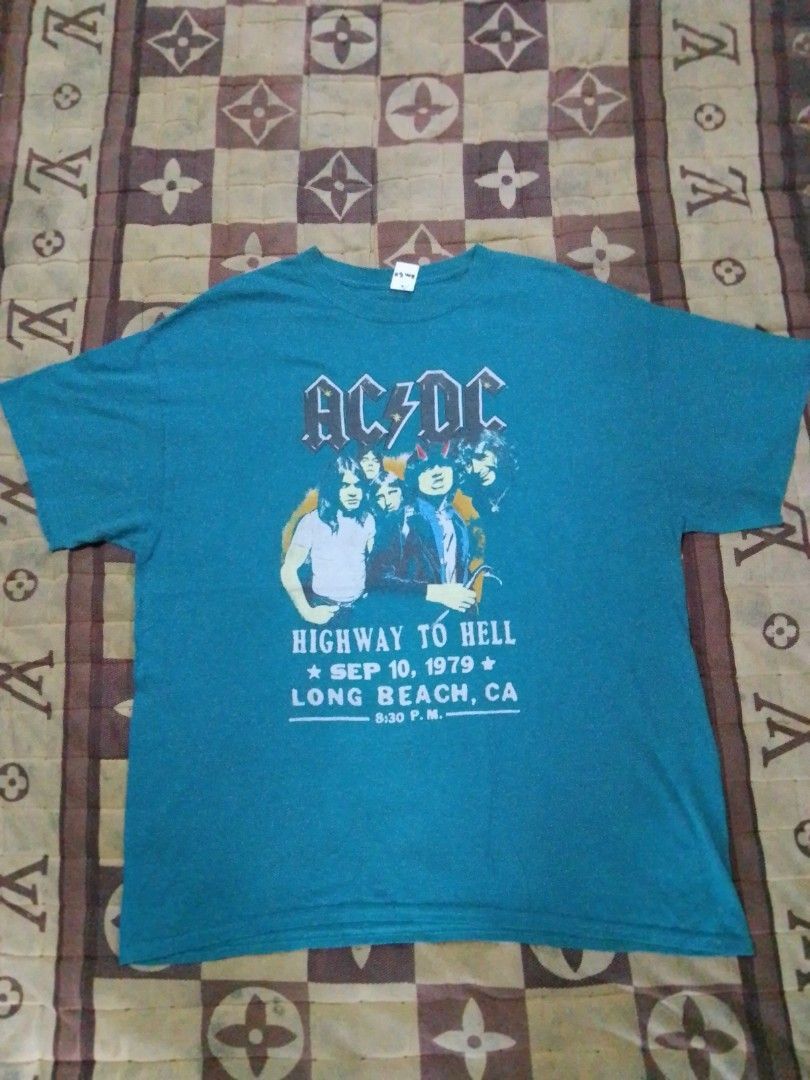 Vintage Vintage ACDC Highway To Hell Band Tee Size US L / EU 52-54 / 3 - 1 Thumbnail
