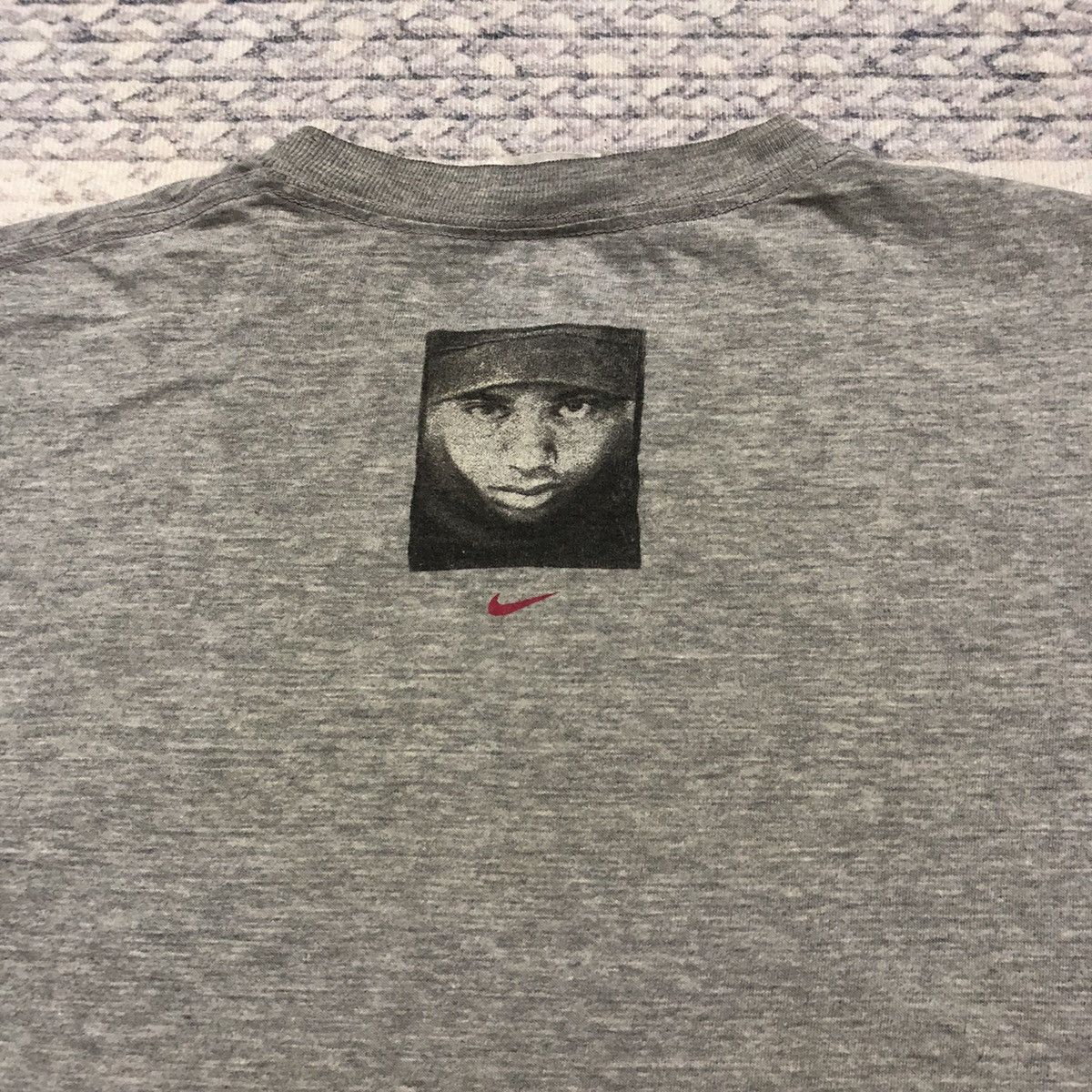 Nike Rare & Distressed Vintage Nike X Tiger Woods Grey Tees Size US L / EU 52-54 / 3 - 8 Thumbnail
