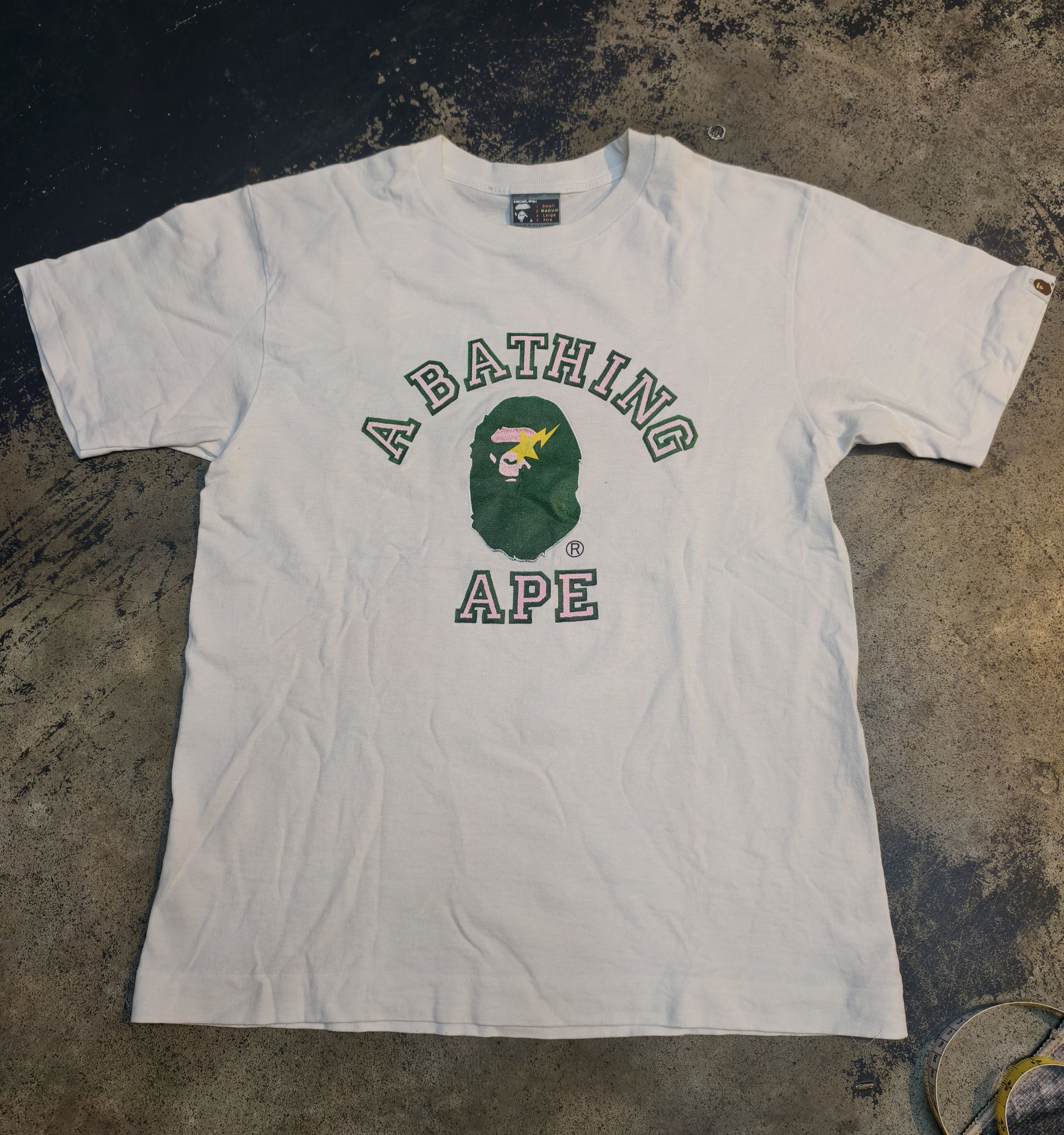Bape Vtg BAPE Sta!! Ape shall never kill Ape Size US M / EU 48-50 / 2 - 1 Thumbnail