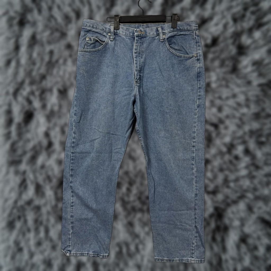Wrangler VINTAGE Wrangler Jeans Mens 37x28 Blue Denim Straight Leg Workwear 97601VR Mexico 29in Inseam Pockets} Size US 37 - 1 Thumbnail
