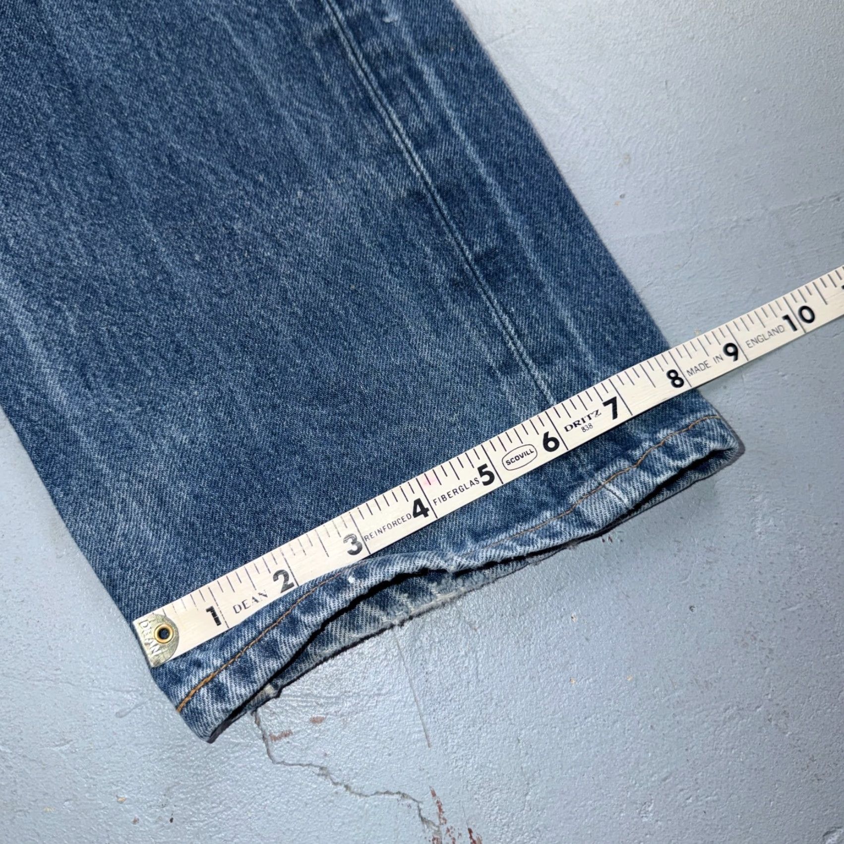 Levi's VINTAGE Levi's 501 Jeans Blue 90s USA Straight Leg 35x36 Men?s Regular 5-Pocket Denim Blue Size US 35 - 5 Thumbnail