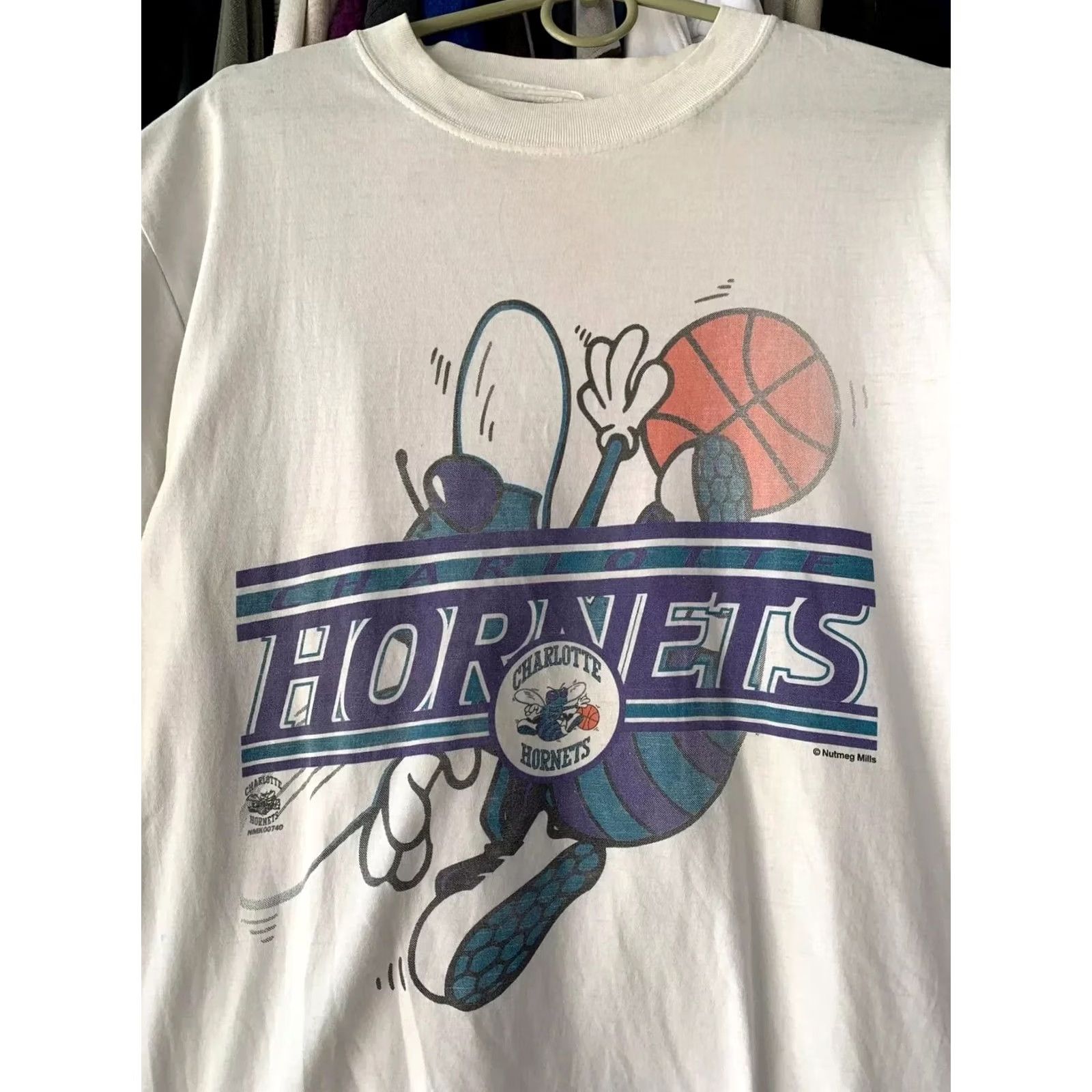 NBA VINTAGE Charlotte Hornets T-Shirt White M Adult Mens Size US M / EU 48-50 / 2 - 4 Thumbnail